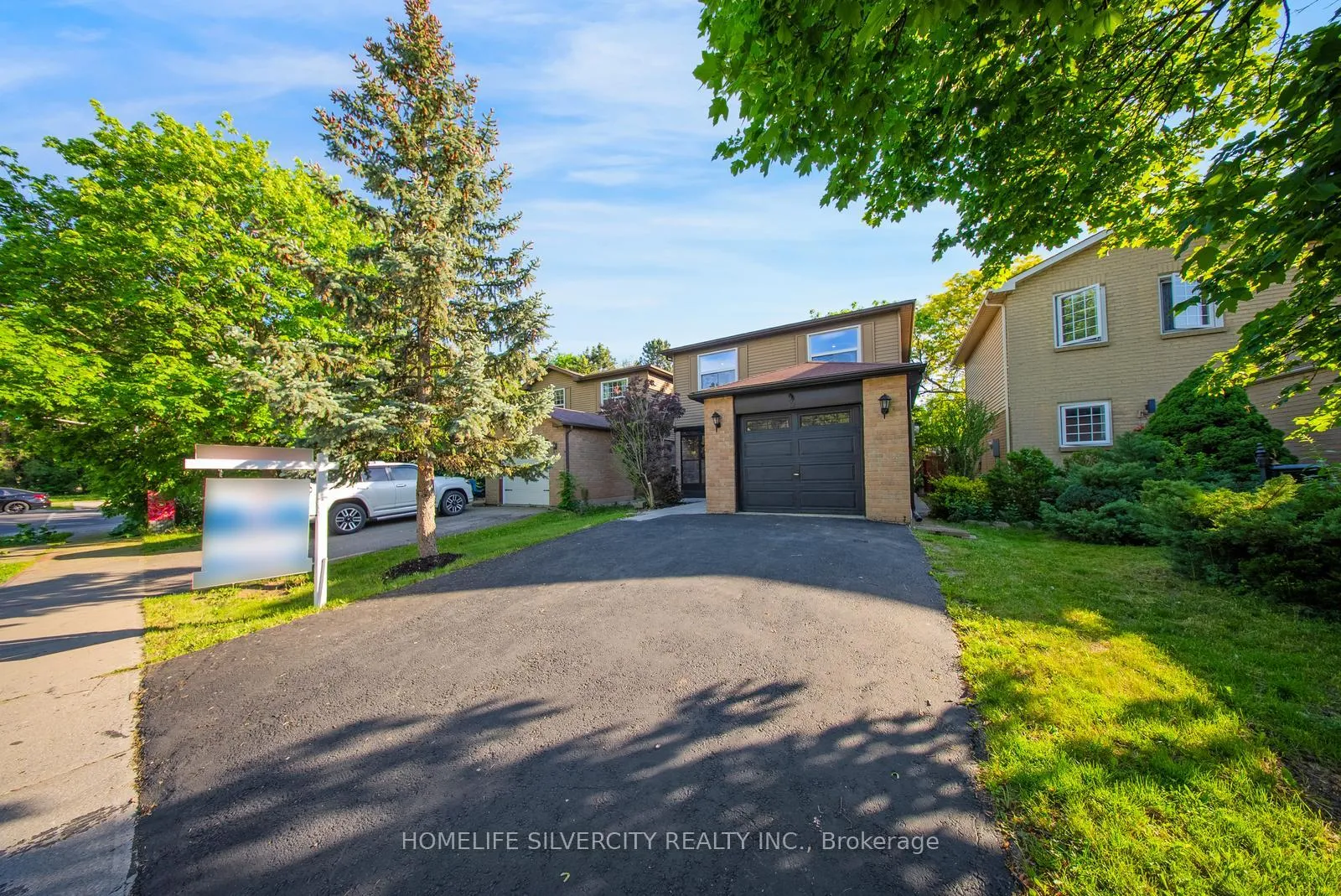 Photo 2 of 3 Folkstone Crescent, Brampton, Southgate — HOMEH