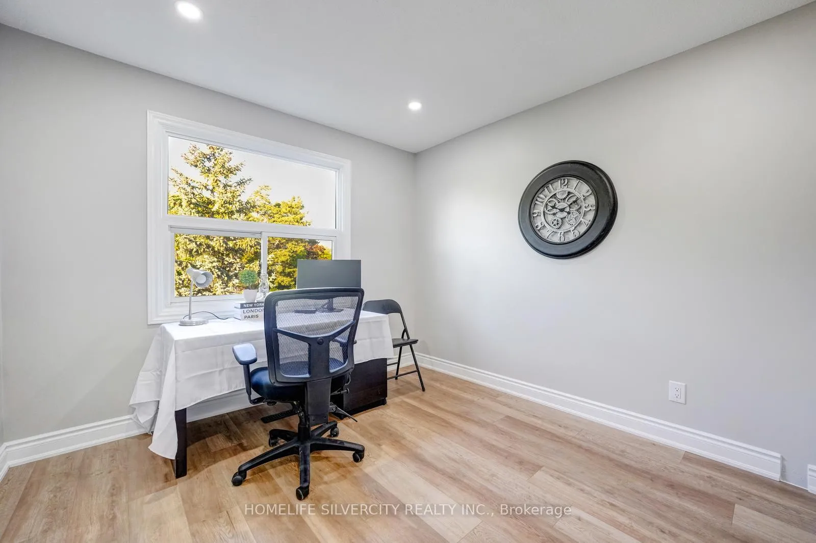 Photo 24 of 3 Folkstone Crescent, Brampton, Southgate — HOMEH