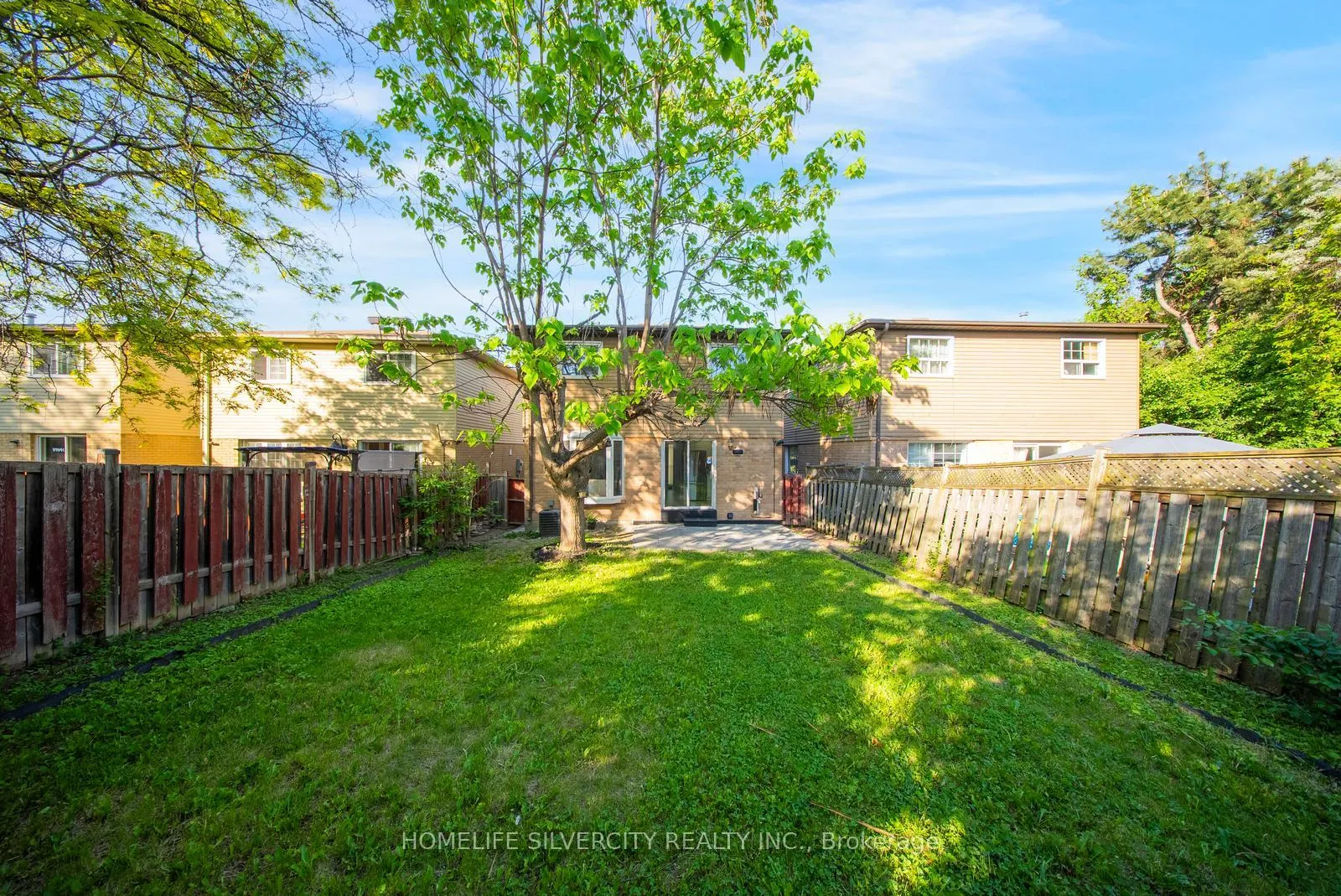 Photo 37 of 3 Folkstone Crescent, Brampton, Southgate — HOMEH