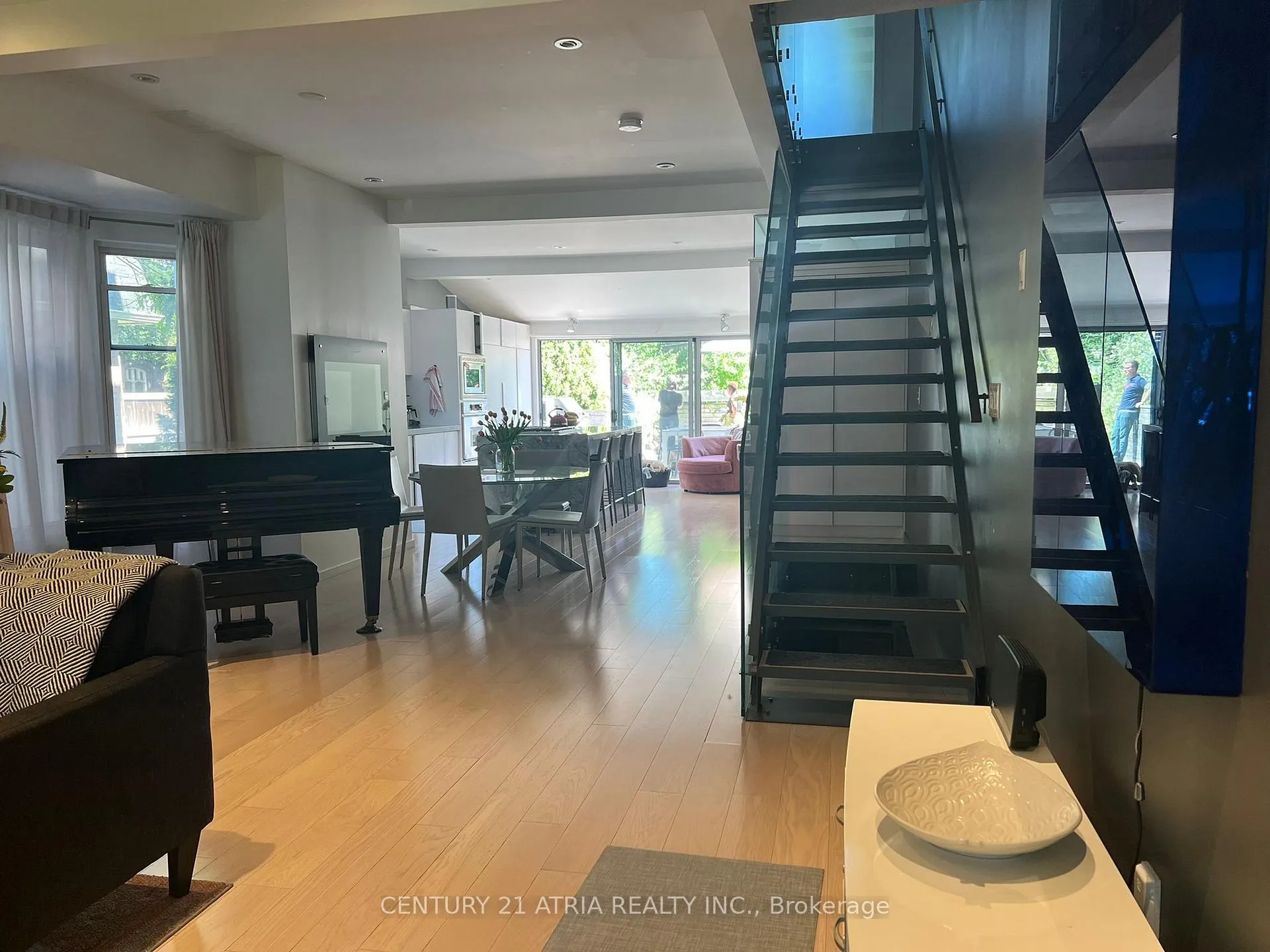 Photo 7 of 109 Simpson Avenue, Toronto, North Riverdale — HOMEH
