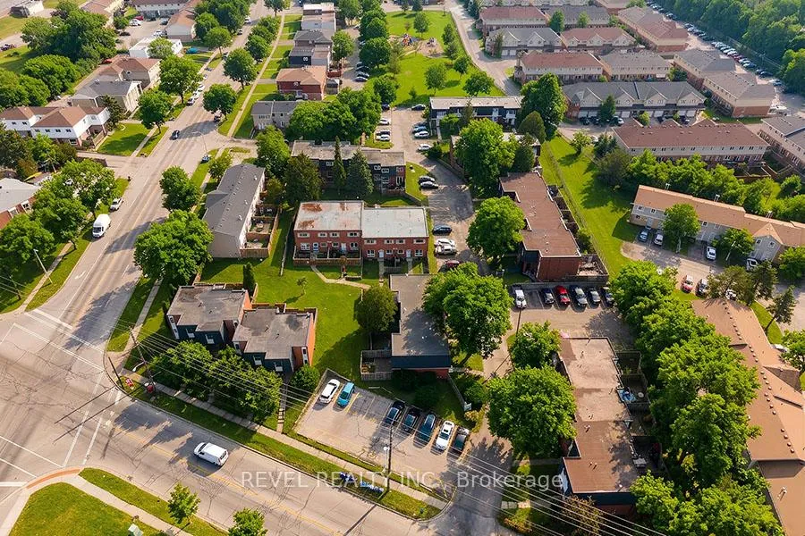 Photo 21 of Unit 52, 273 Elgin Street, Brantford — HOMEH
