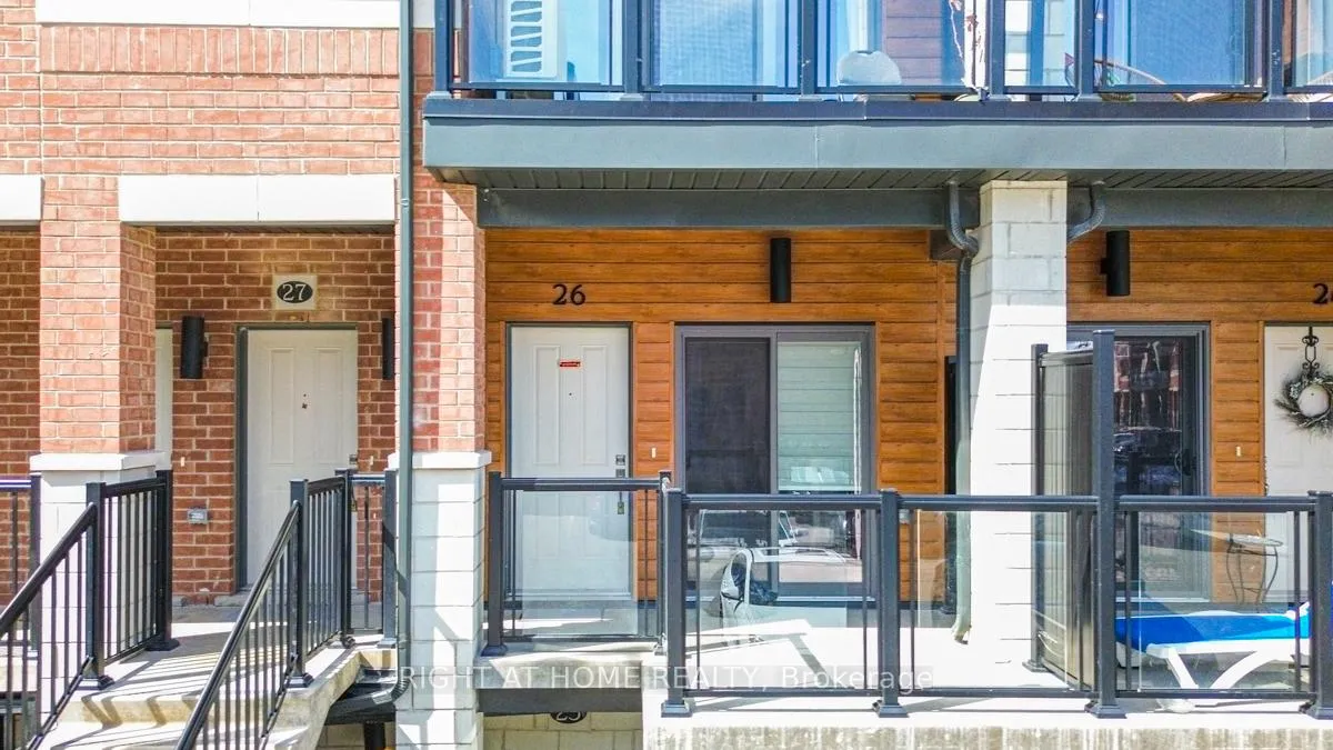 Front of Unit B/26, 25 Isherwood Avenue