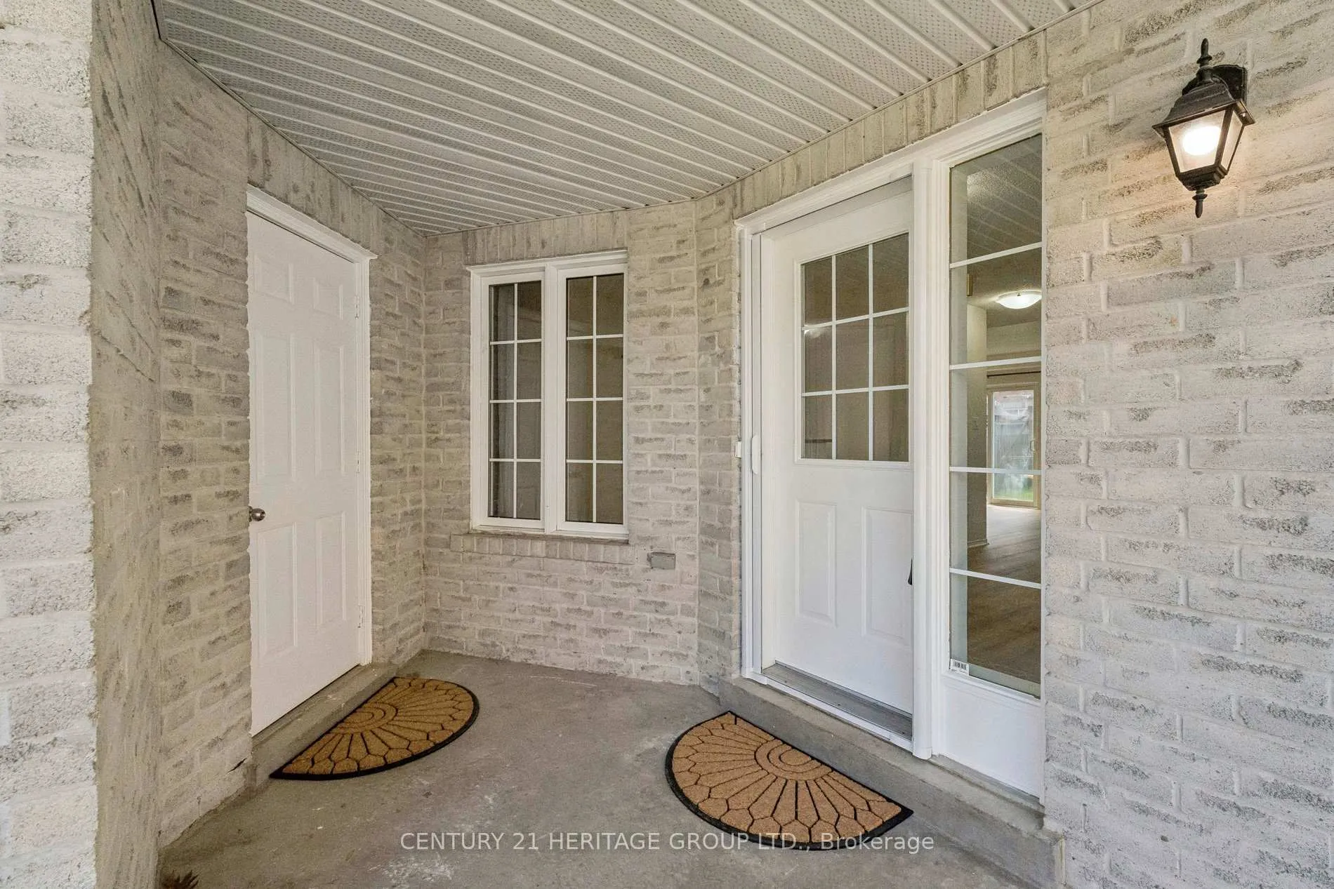 Photo 4 of 1438 Forest Street, Innisfil, Alcona — HOMEH