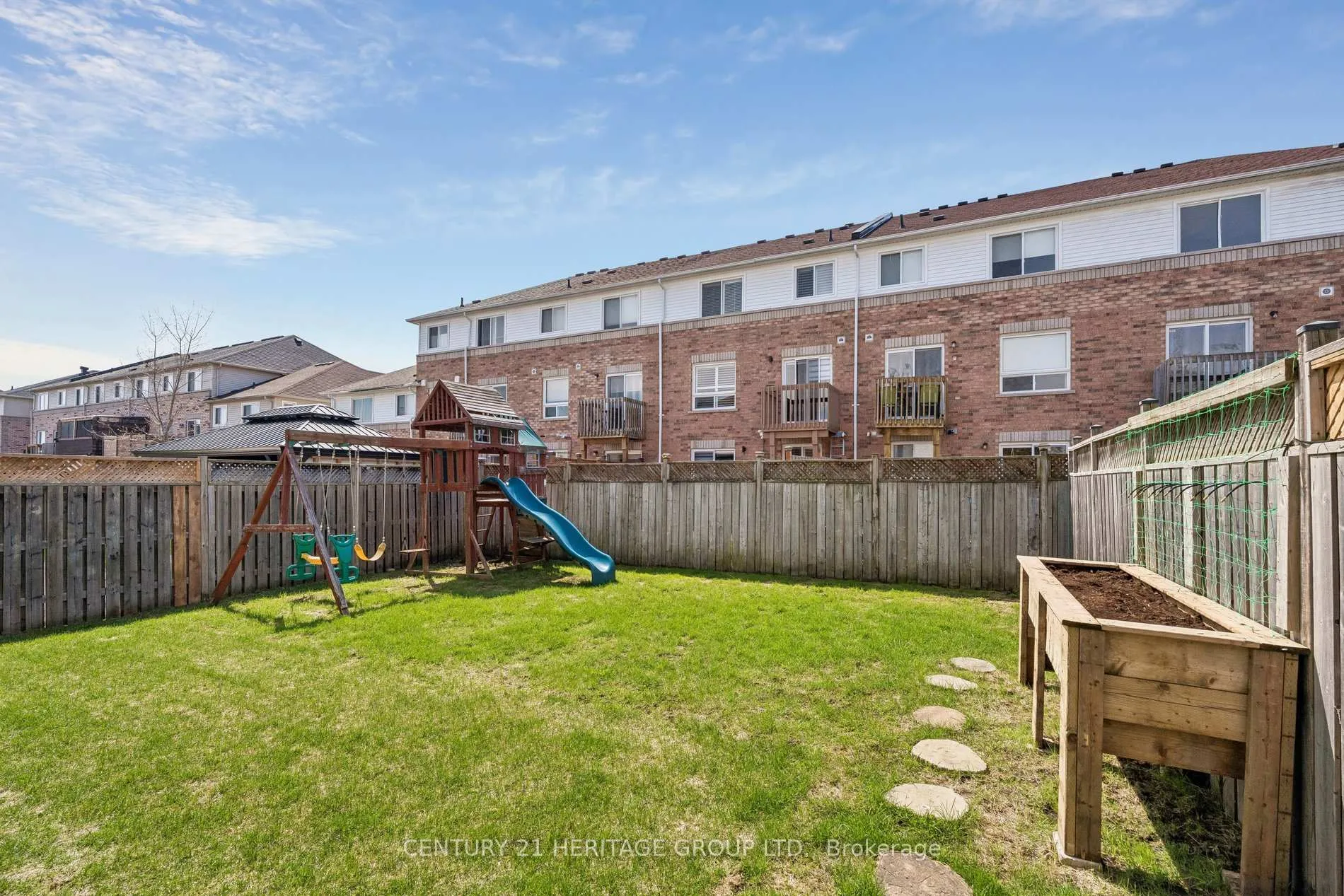 Photo 30 of 1438 Forest Street, Innisfil, Alcona — HOMEH