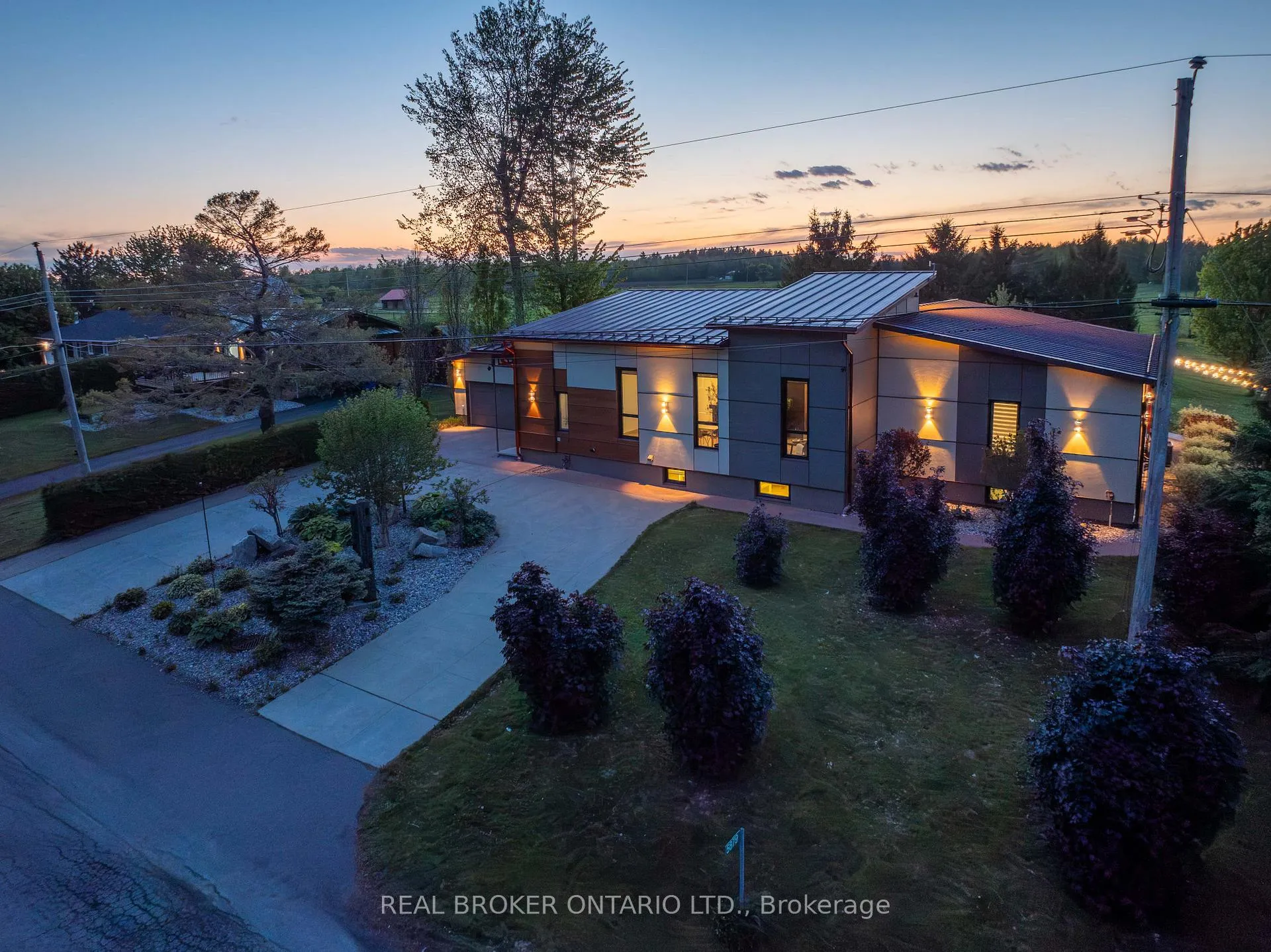Photo 3 of 5879 Leitrim Road, Ottawa, Carlsbad Springs — HOMEH