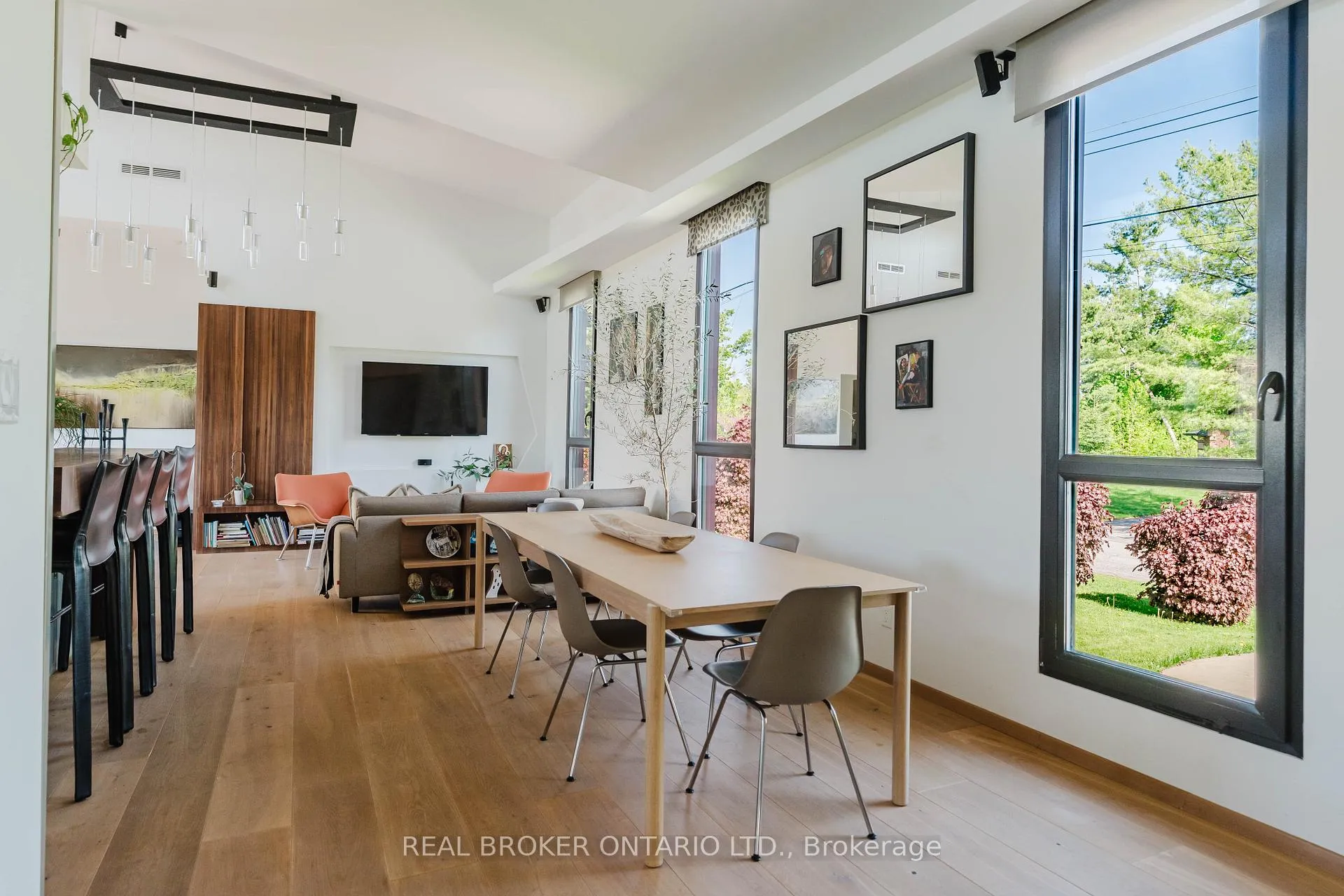Photo 7 of 5879 Leitrim Road, Ottawa, Carlsbad Springs — HOMEH