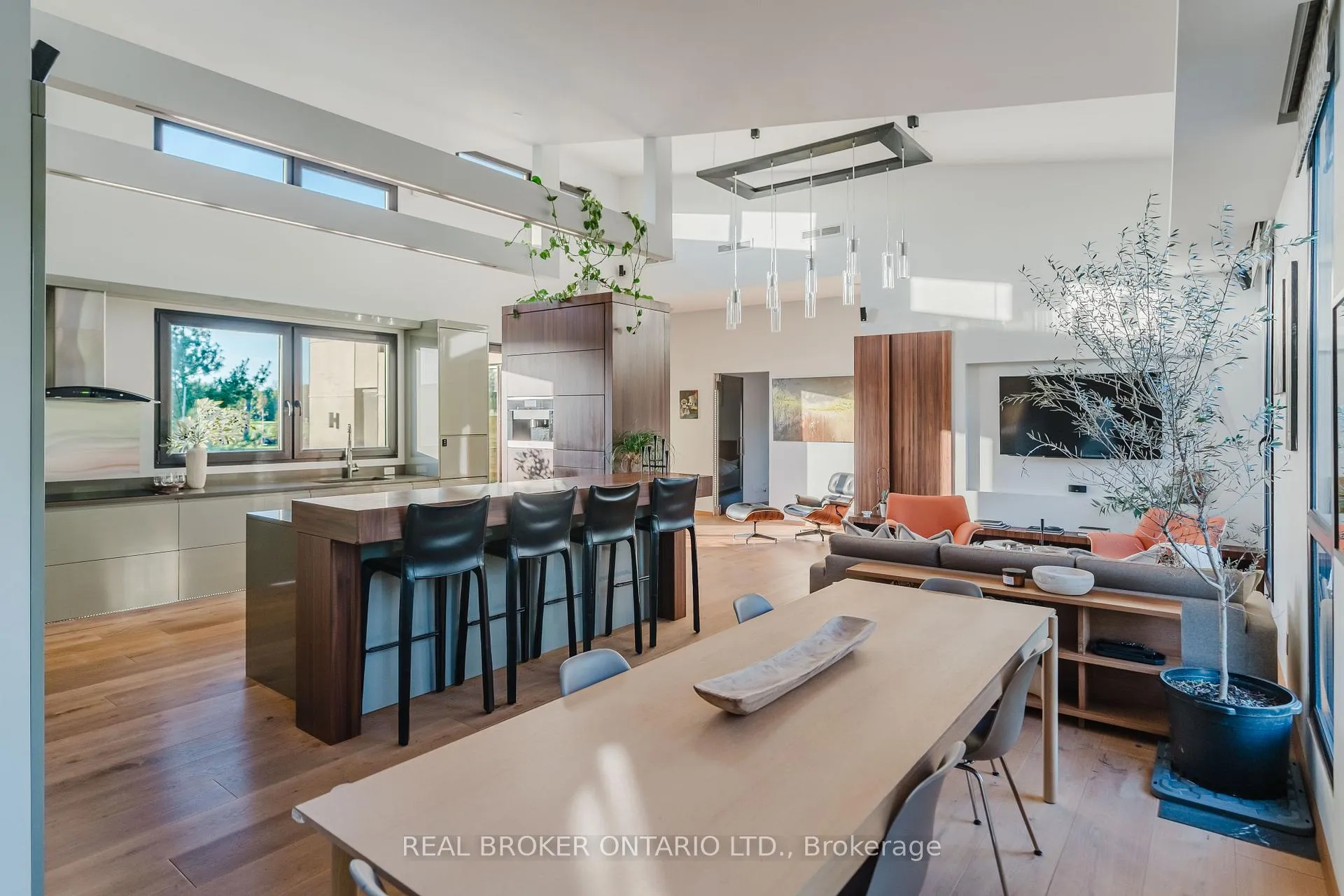 Photo 8 of 5879 Leitrim Road, Ottawa, Carlsbad Springs — HOMEH