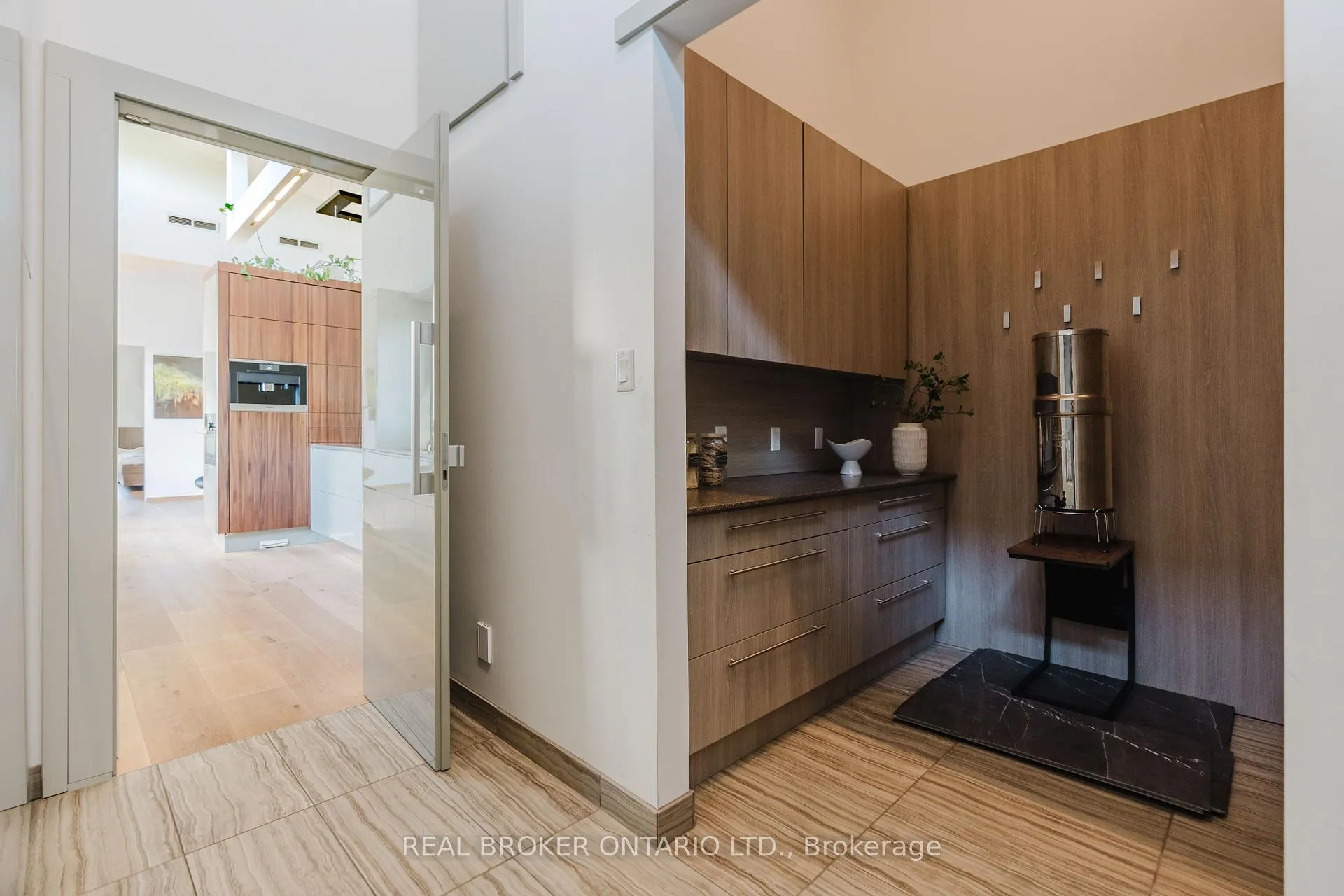 Photo 16 of 5879 Leitrim Road, Ottawa, Carlsbad Springs — HOMEH
