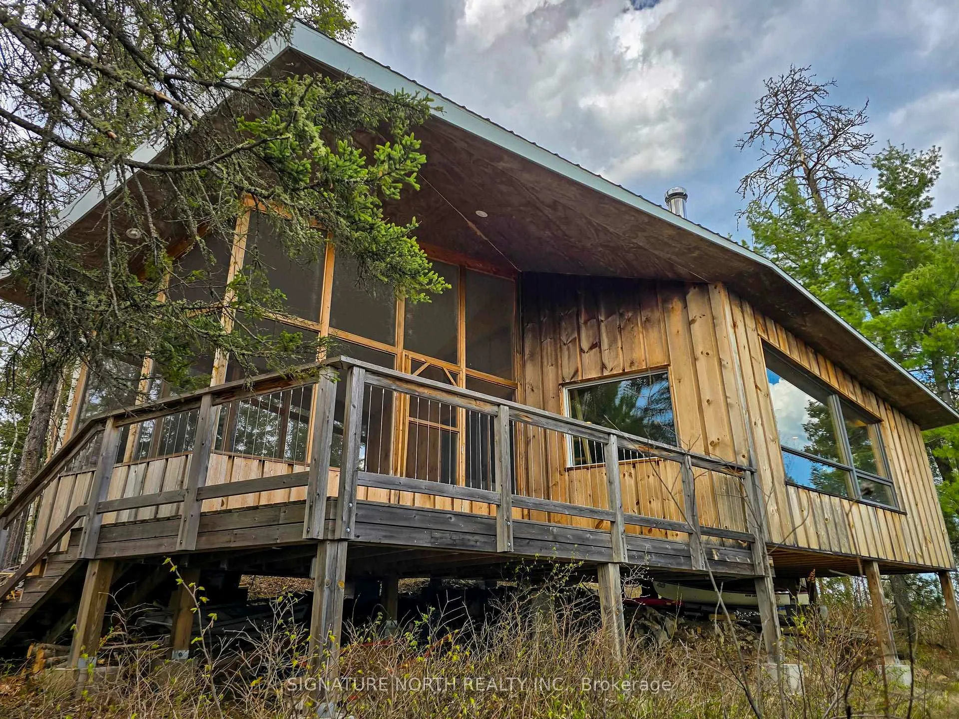 Photo 2 of 564 Hematite Road, Rainy River Remote Area — HOMEH