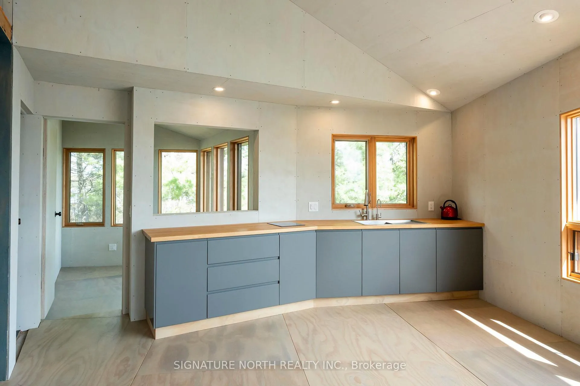 Photo 22 of 564 Hematite Road, Rainy River Remote Area — HOMEH