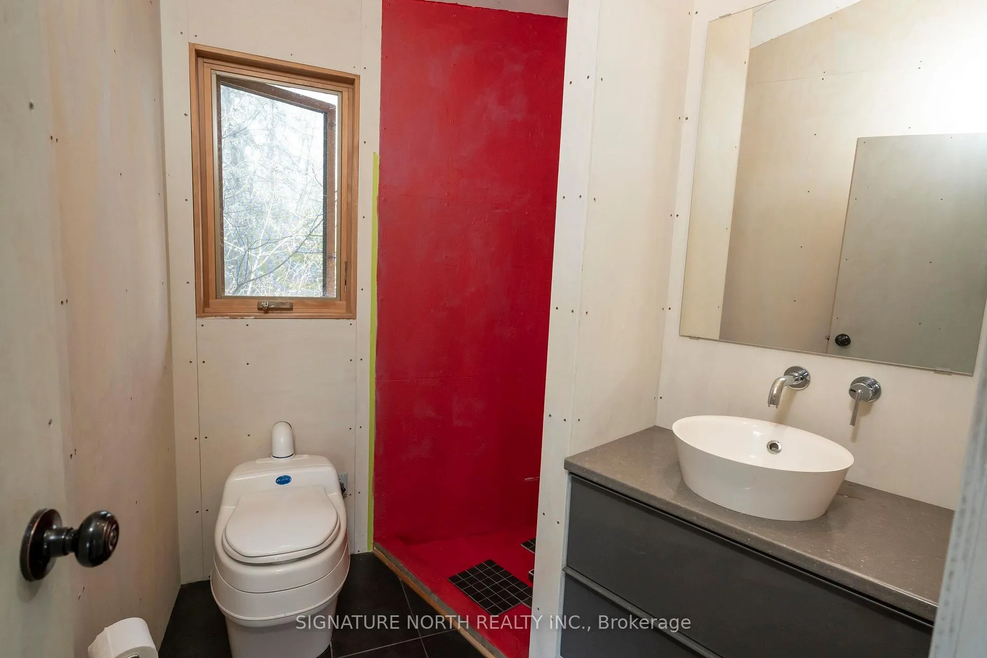 Photo 38 of 564 Hematite Road, Rainy River Remote Area — HOMEH