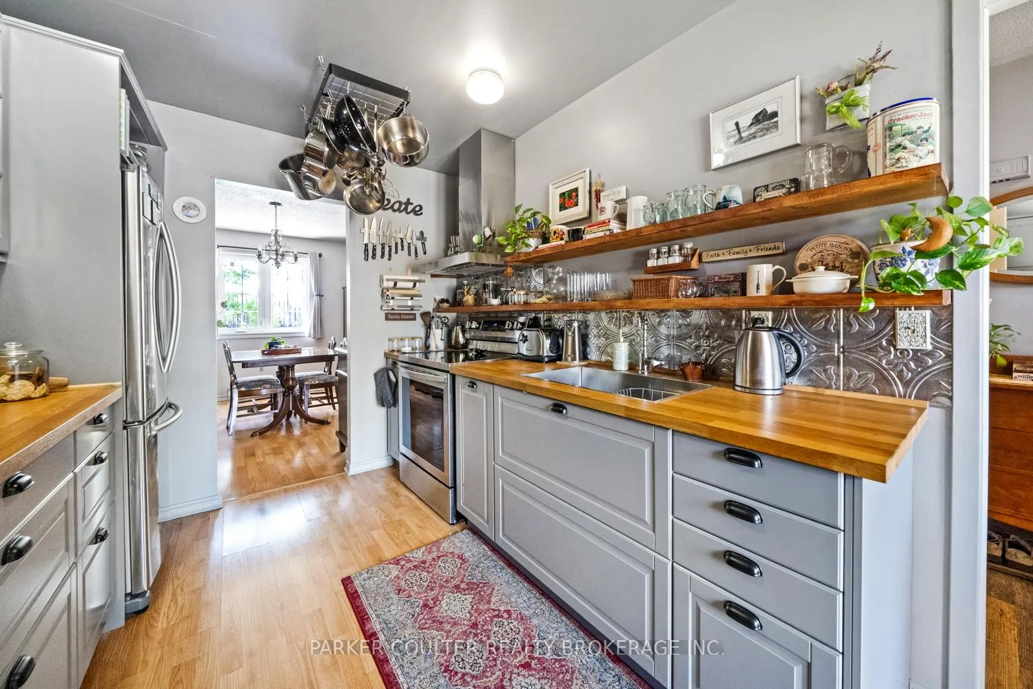 Photo 8 of 20 Mariposa Drive, Orillia — HOMEH