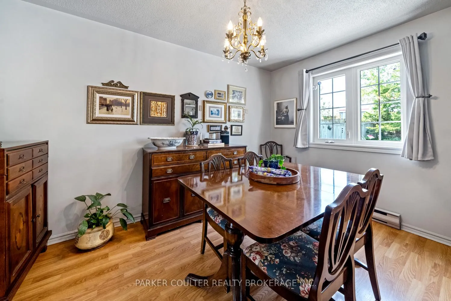Photo 13 of 20 Mariposa Drive, Orillia — HOMEH