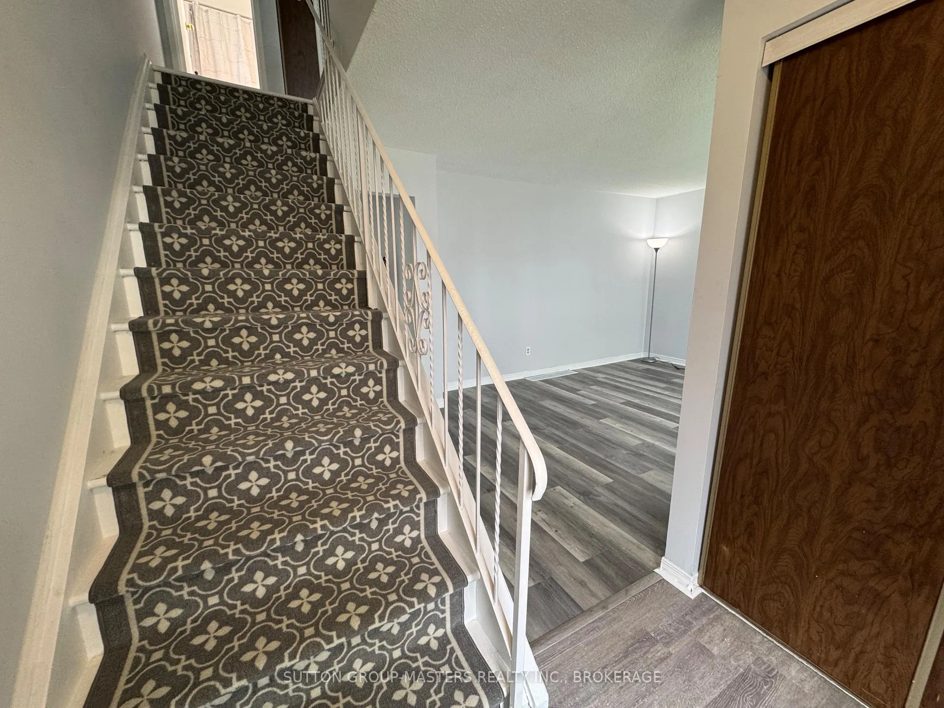 Photo 4 of 114 Wycliffe Crescent, Kingston, East of Sir John A. Blvd — HOMEH