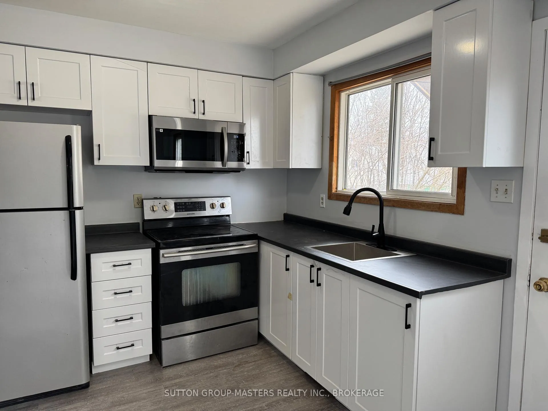 Photo 7 of 114 Wycliffe Crescent, Kingston, East of Sir John A. Blvd — HOMEH