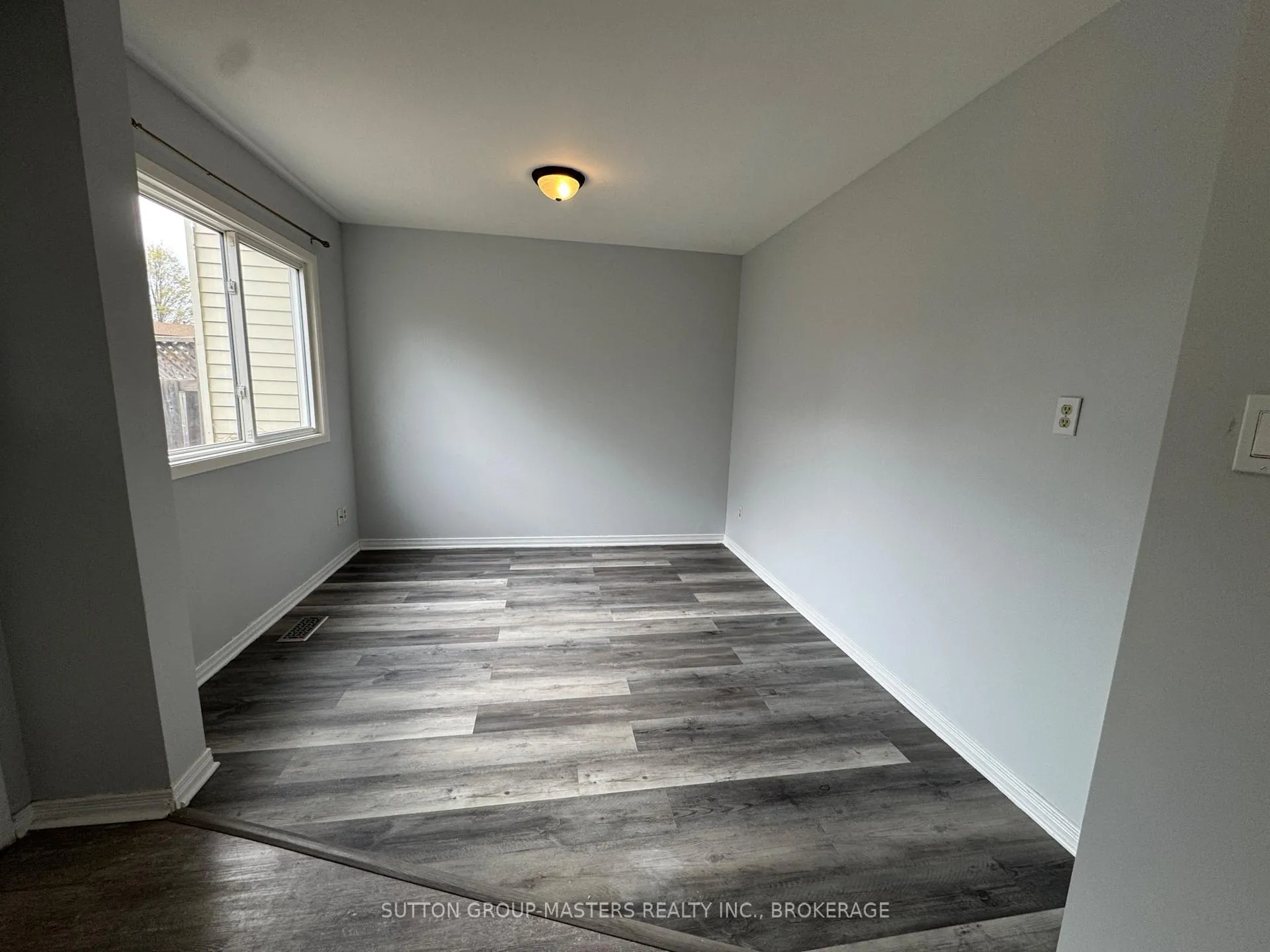 Photo 10 of 114 Wycliffe Crescent, Kingston, East of Sir John A. Blvd — HOMEH