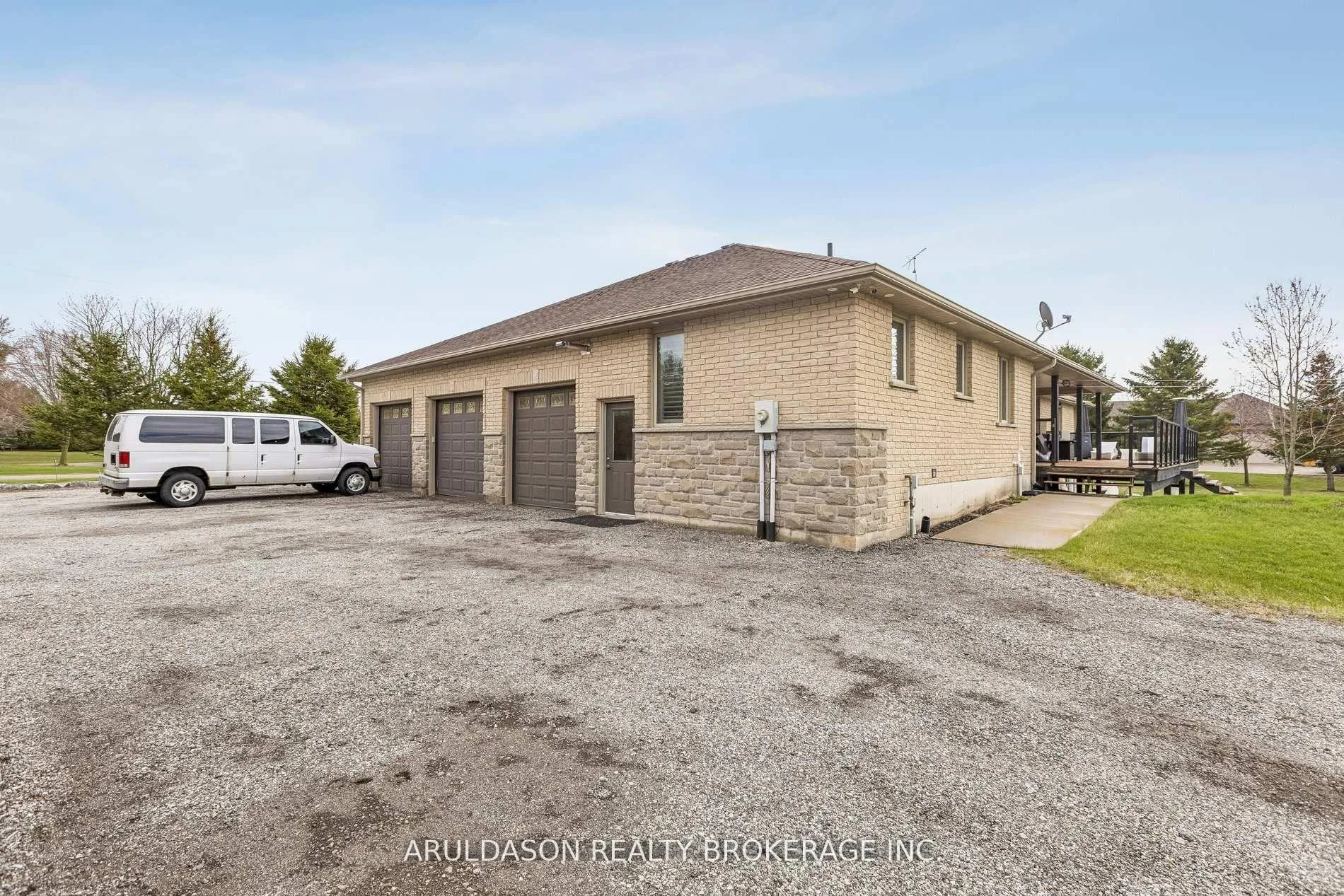 Photo 40 of 99 Brant School Road, Brantford, SE Rural — HOMEH