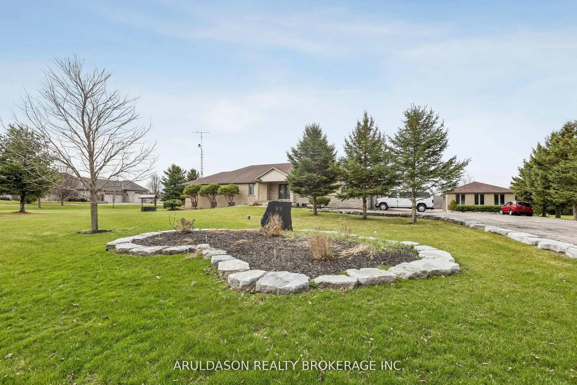 Photo 45 of 99 Brant School Road, Brantford, SE Rural — HOMEH