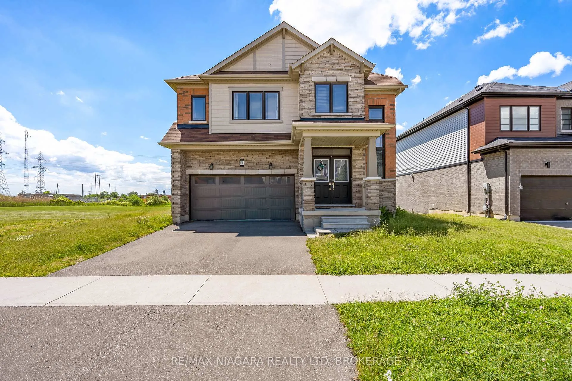Photo 1 of 110 Explorer Way, Thorold, Rolling Meadows — HOMEH