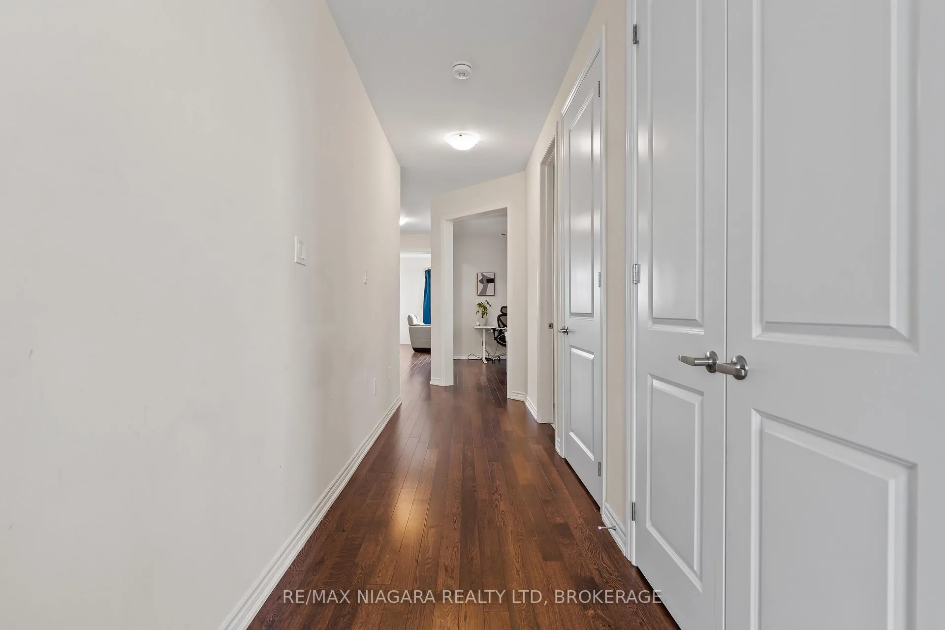Photo 4 of 110 Explorer Way, Thorold, Rolling Meadows — HOMEH