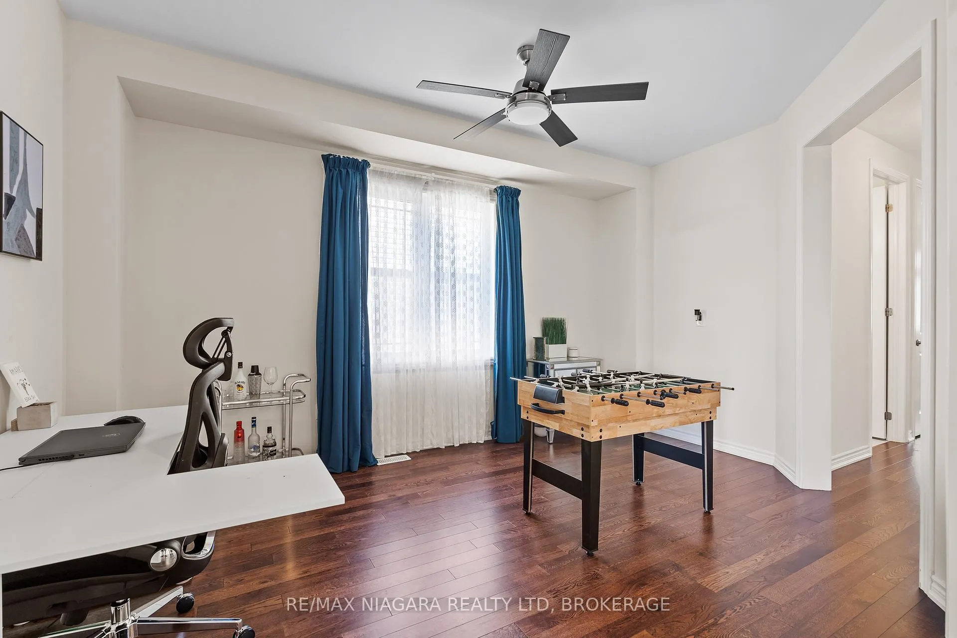 Photo 7 of 110 Explorer Way, Thorold, Rolling Meadows — HOMEH