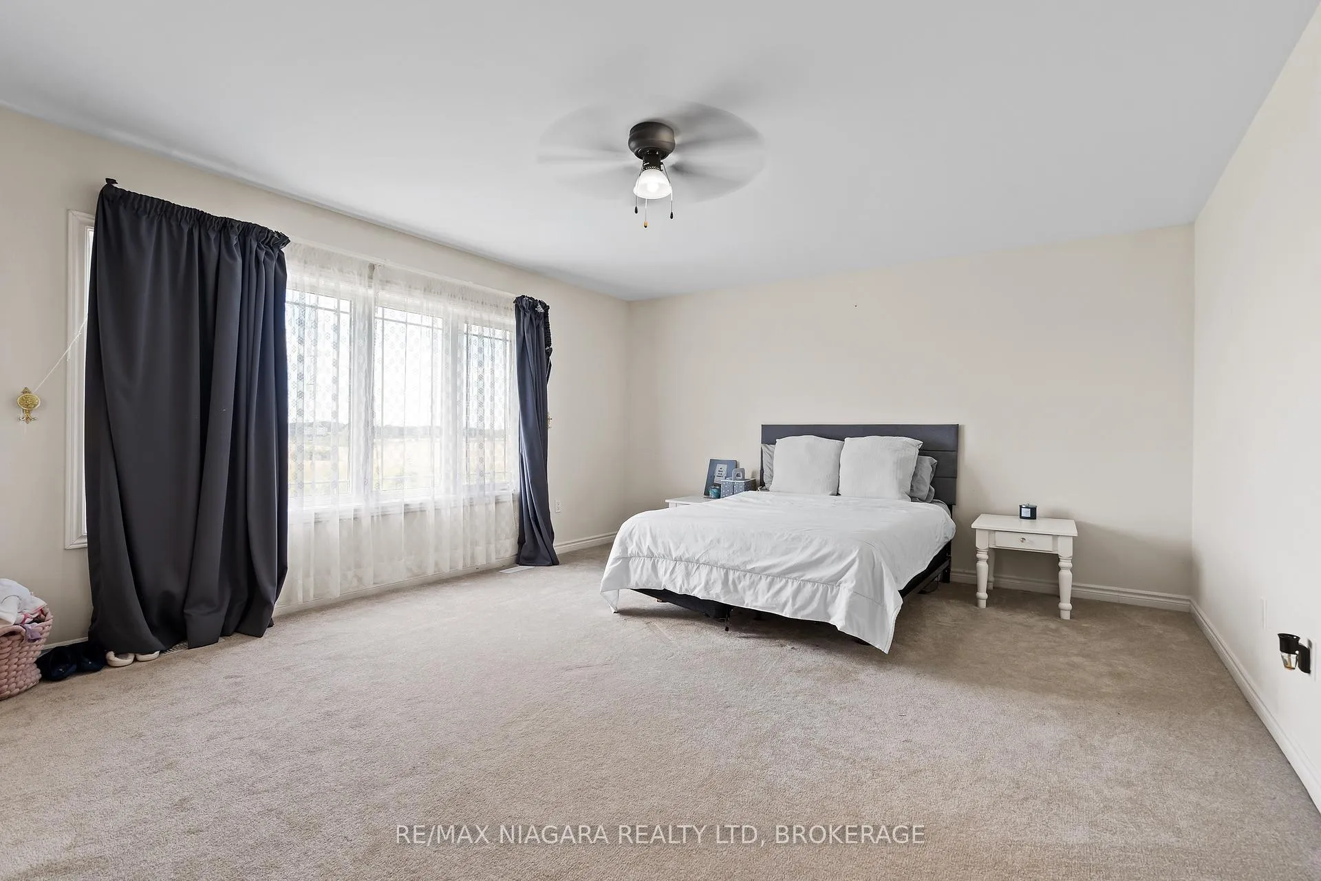 Photo 21 of 110 Explorer Way, Thorold, Rolling Meadows — HOMEH