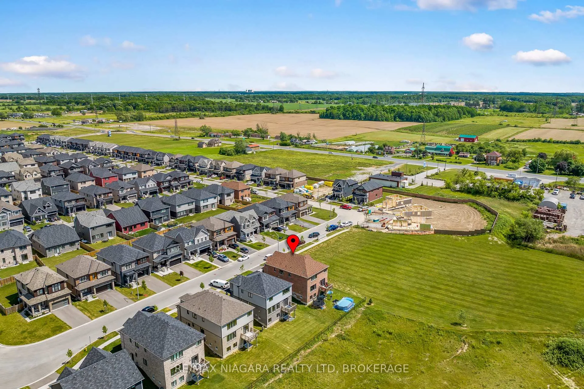 Photo 38 of 110 Explorer Way, Thorold, Rolling Meadows — HOMEH