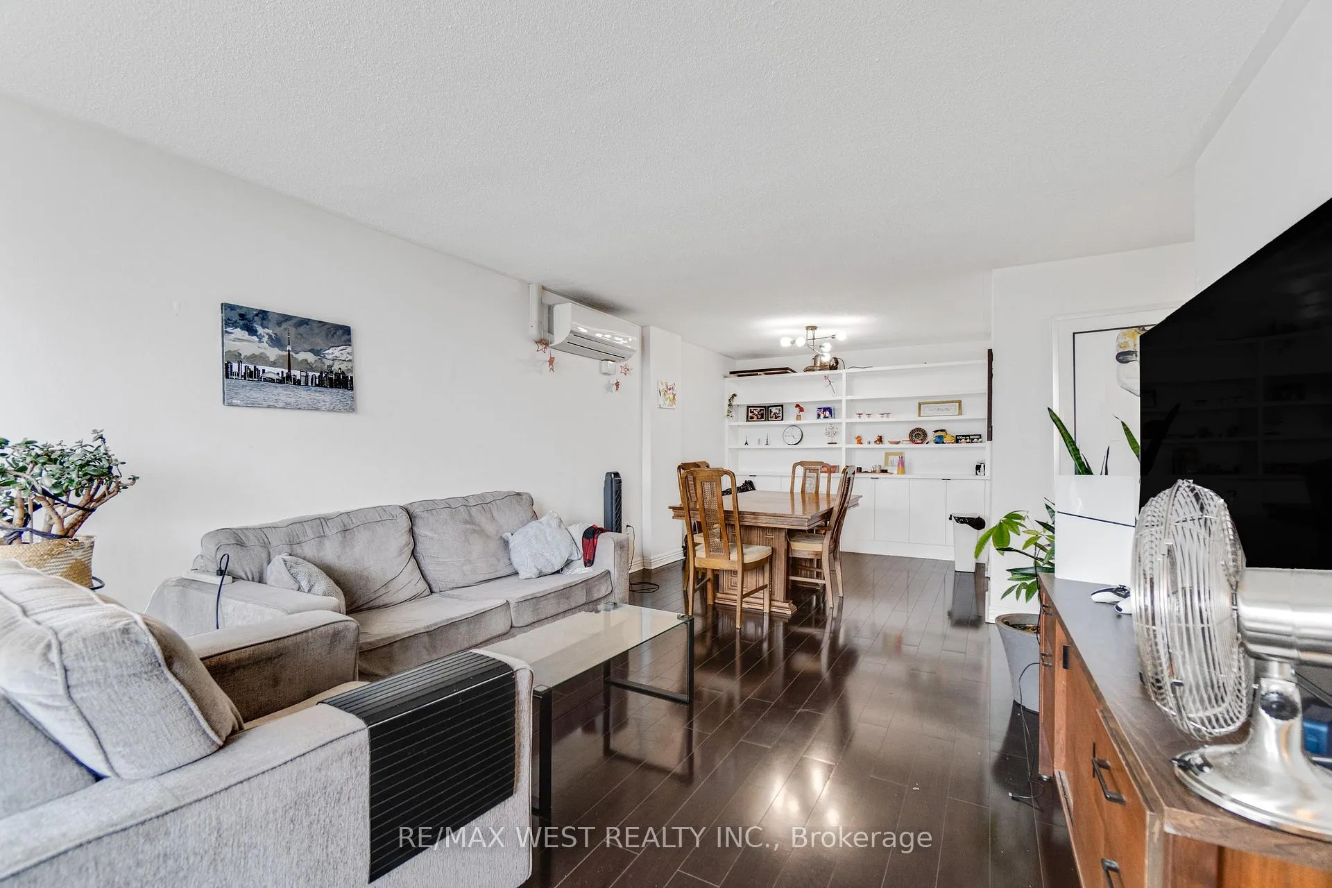 Photo 2 of Unit 603, 11 Neilson Drive, Etobicoke, Markland Wood — HOMEH