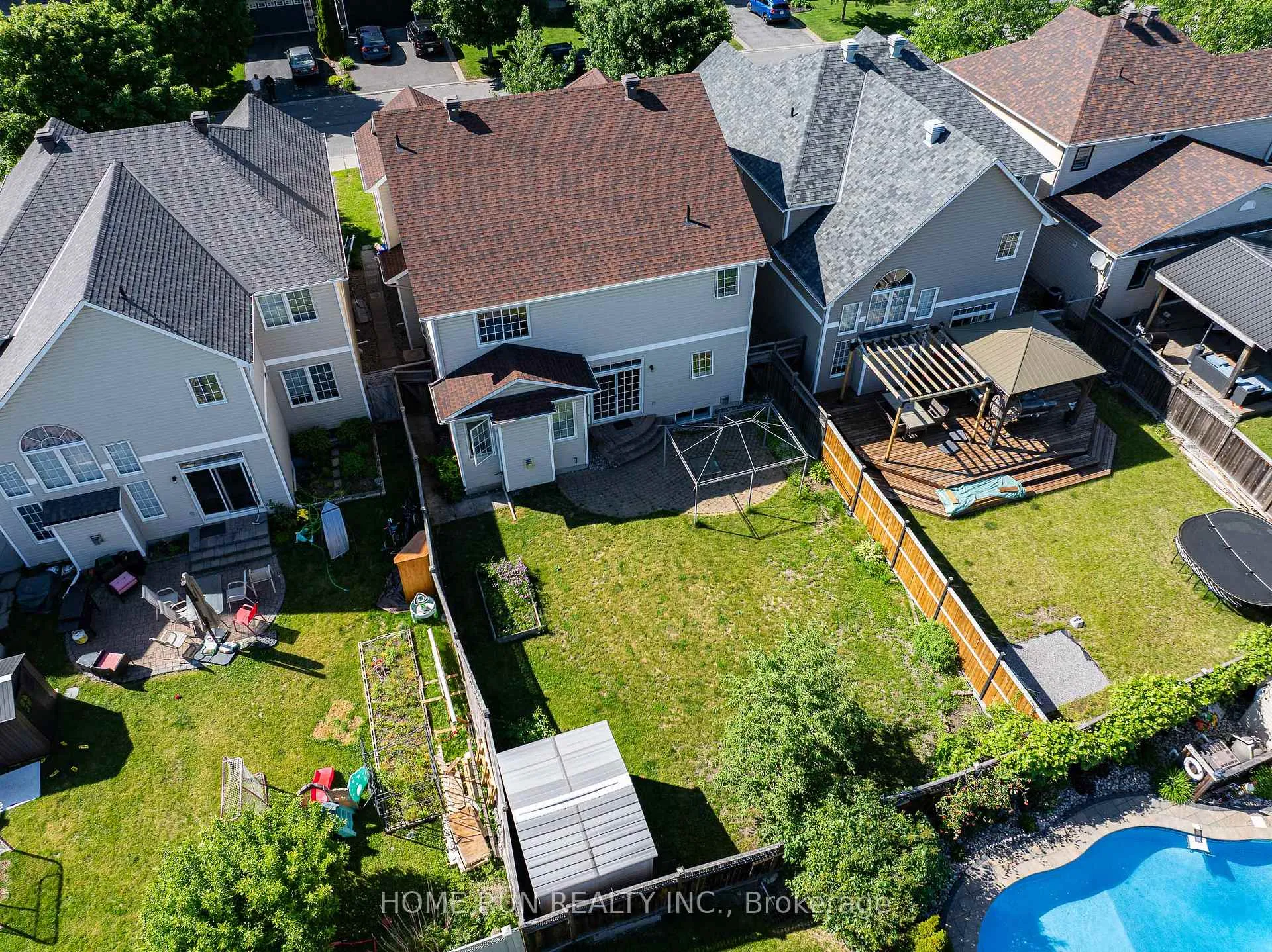 Photo 5 of 103 Cheyenne Way, Ottawa, Barrhaven - Stonebridge — HOMEH