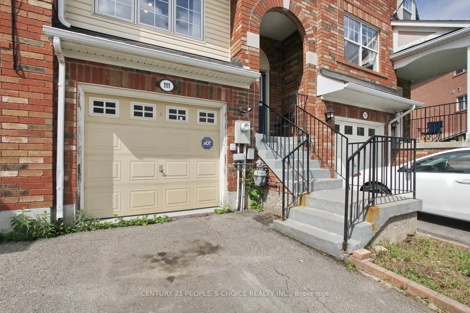 Photo 2 of 111 Dunlop Court, Brampton, Fletcher's Meadow — HOMEH