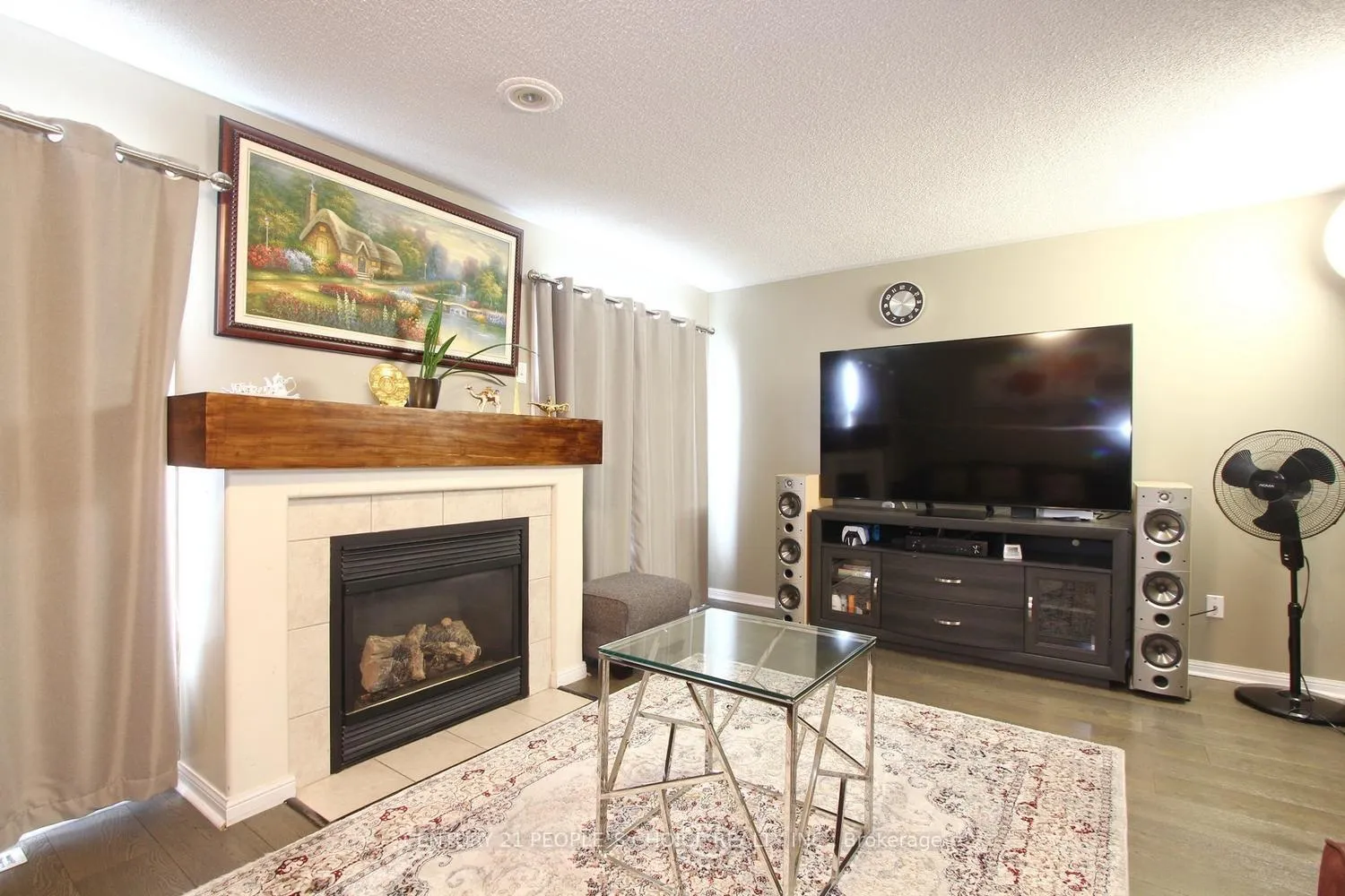 Photo 5 of 111 Dunlop Court, Brampton, Fletcher's Meadow — HOMEH