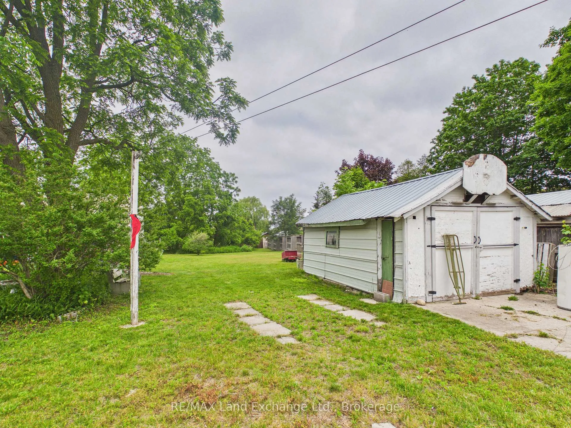 Photo 3 of 538 Queen Street, Kincardine — HOMEH