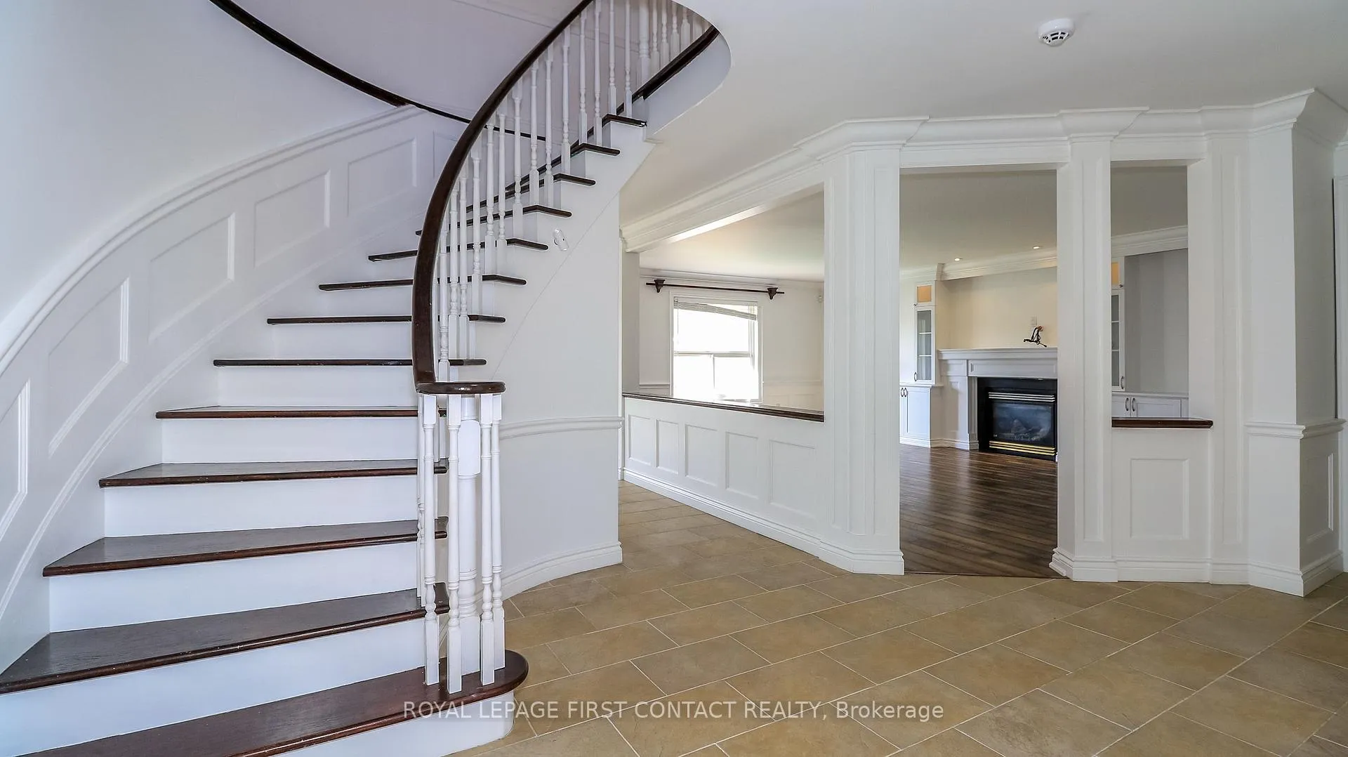 Photo 6 of 165 Sproule Drive, Barrie, Edgehill Drive — HOMEH