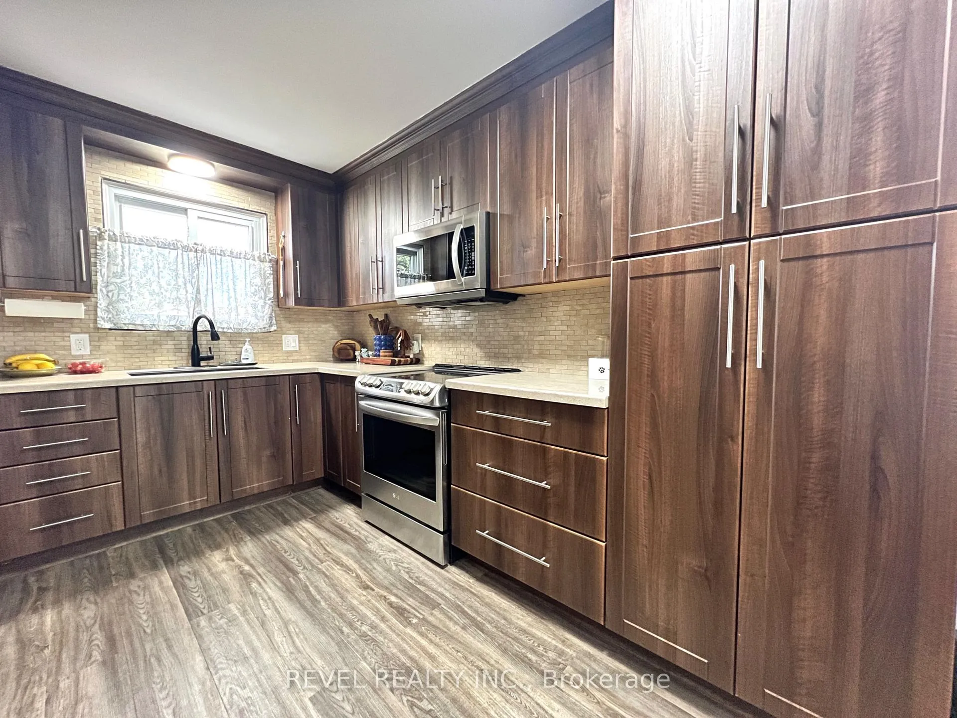 Photo 6 of 416 Frontenac Crescent, Timmins, MTJ - Main Area — HOMEH