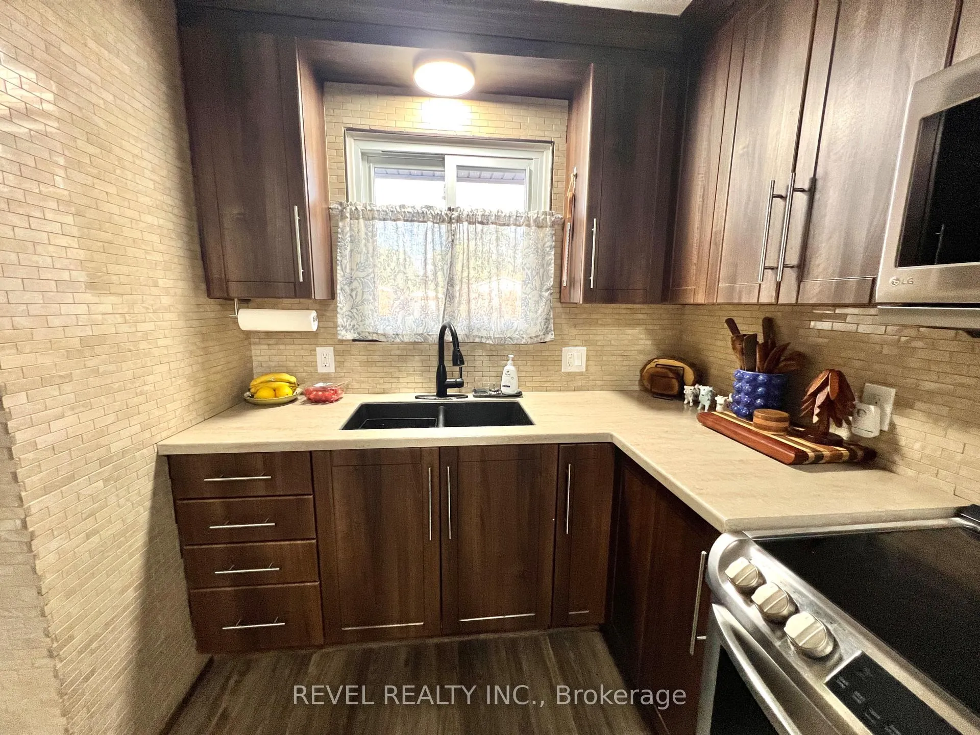 Photo 8 of 416 Frontenac Crescent, Timmins, MTJ - Main Area — HOMEH