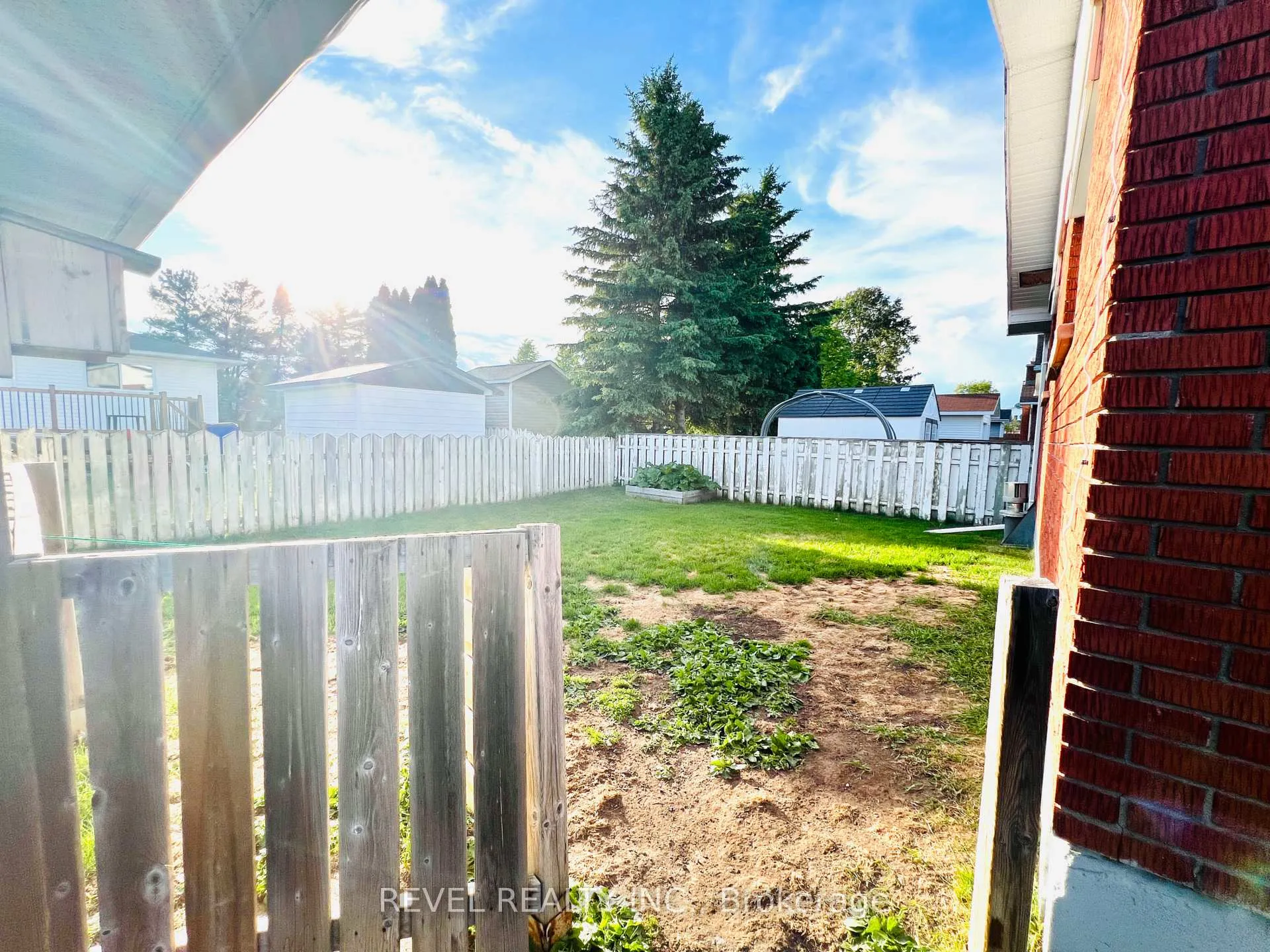 Photo 38 of 416 Frontenac Crescent, Timmins, MTJ - Main Area — HOMEH