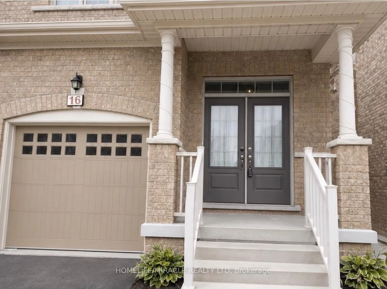 Photo 2 of 16 Ebury Drive, Brampton, Credit Valley — HOMEH