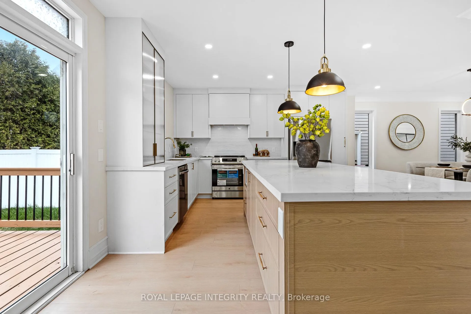 Photo 12 of 1031 Unicorn Avenue, Ottawa, Fallingbrook/Gardenway South — HOMEH
