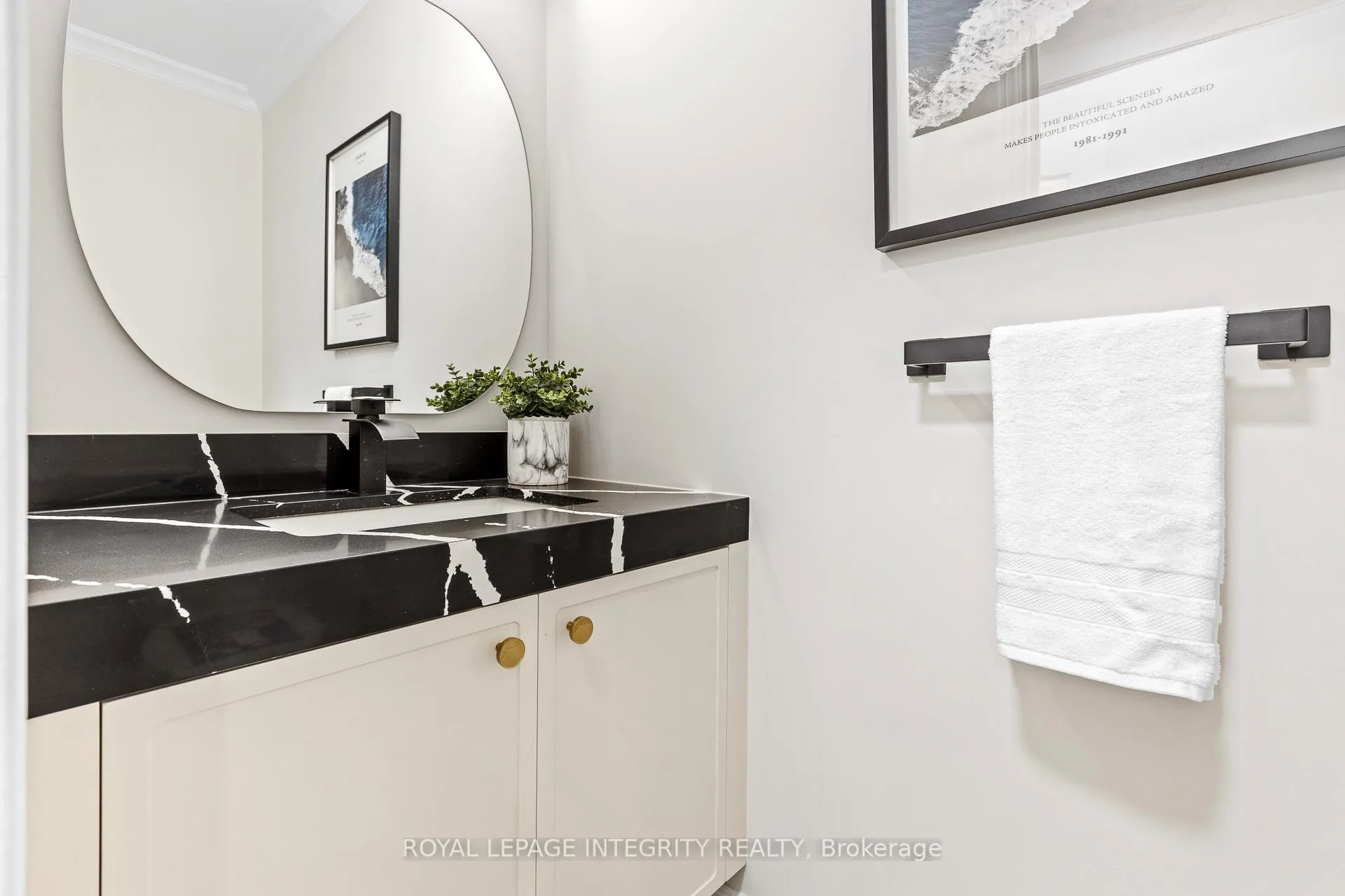 Photo 18 of 1031 Unicorn Avenue, Ottawa, Fallingbrook/Gardenway South — HOMEH