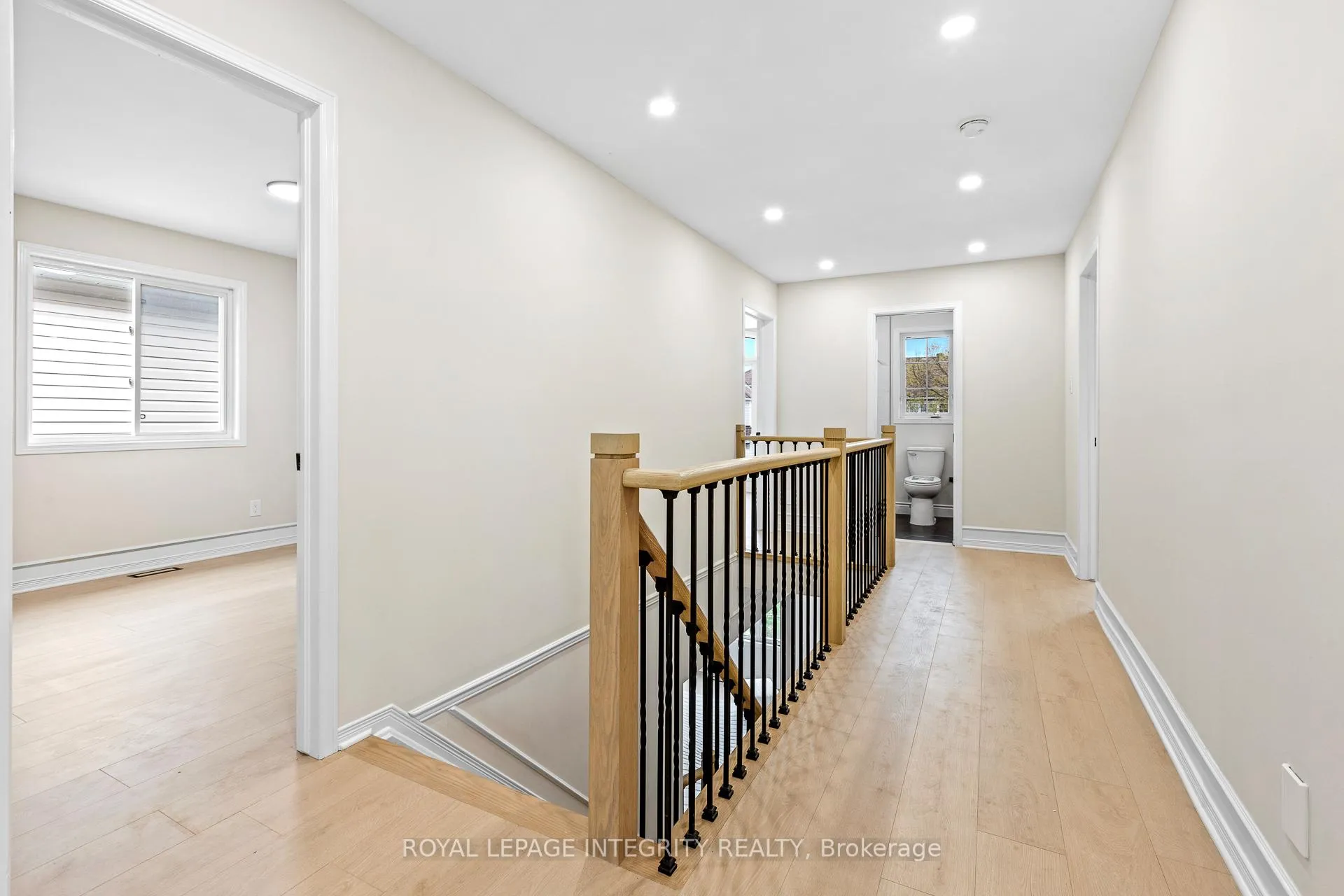 Photo 19 of 1031 Unicorn Avenue, Ottawa, Fallingbrook/Gardenway South — HOMEH