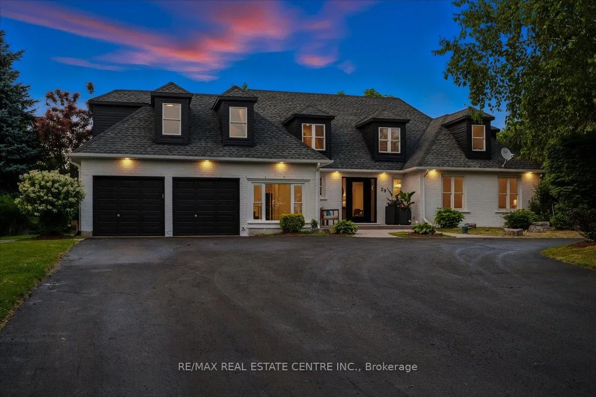 Photo 2 of 29 Currie Drive, Puslinch, Morriston — HOMEH