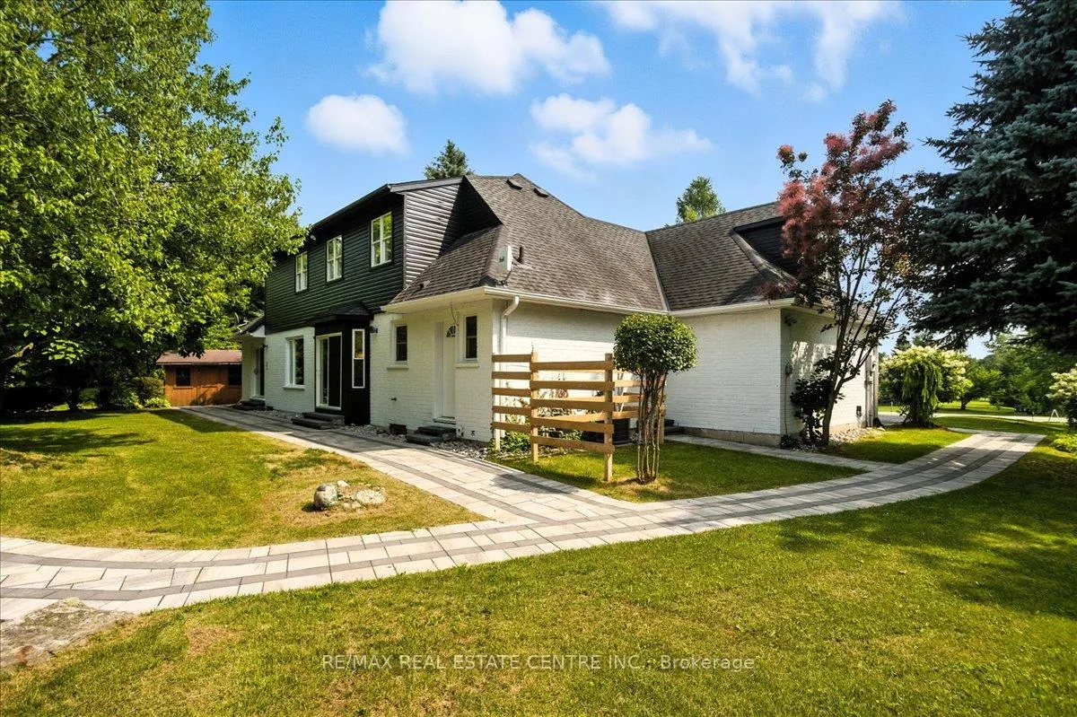 Photo 4 of 29 Currie Drive, Puslinch, Morriston — HOMEH