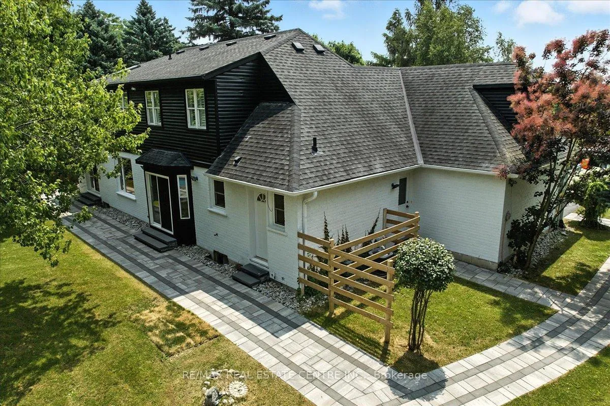 Photo 45 of 29 Currie Drive, Puslinch, Morriston — HOMEH
