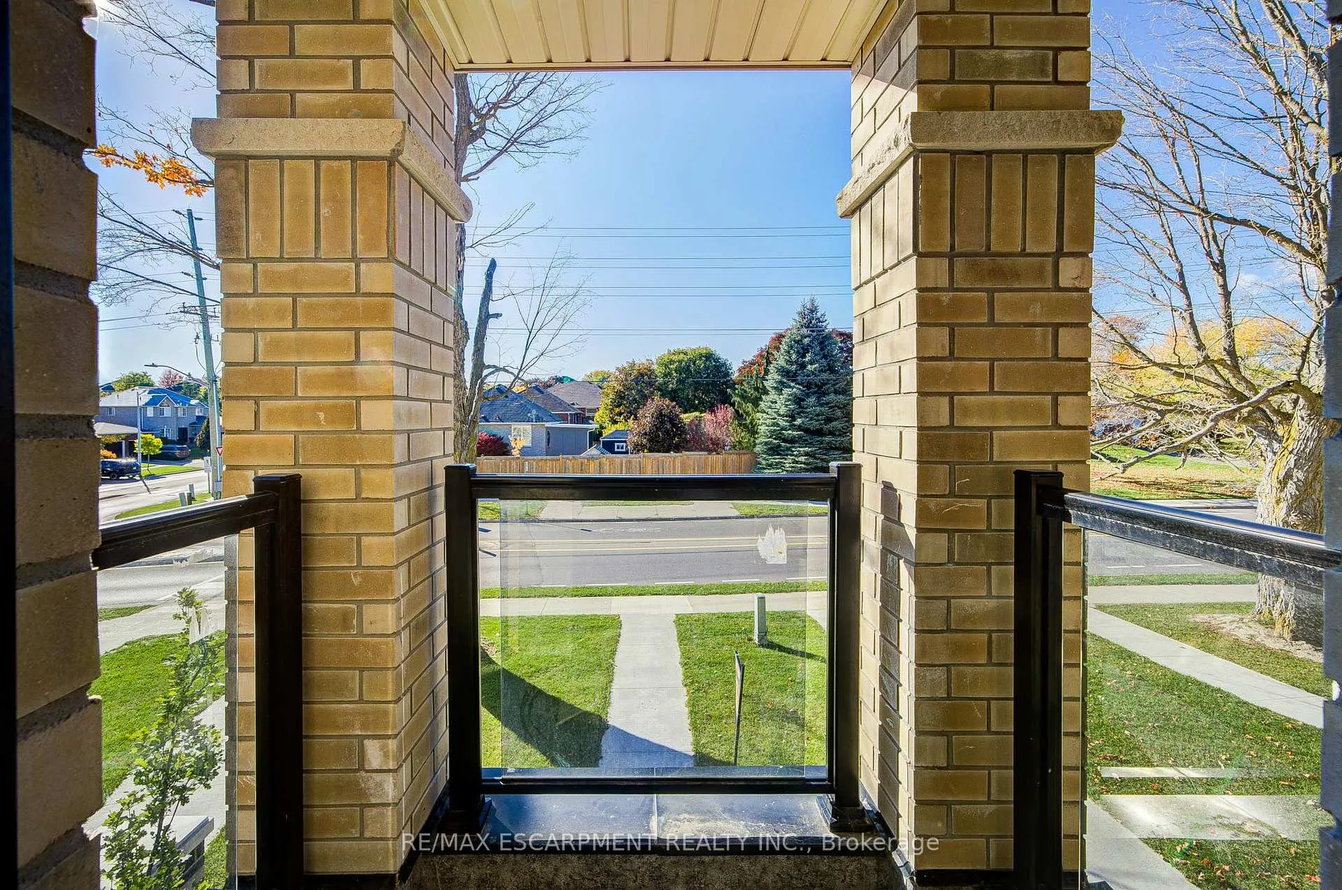 Photo 31 of 1553 Green Road, Clarington, Bowmanville — HOMEH
