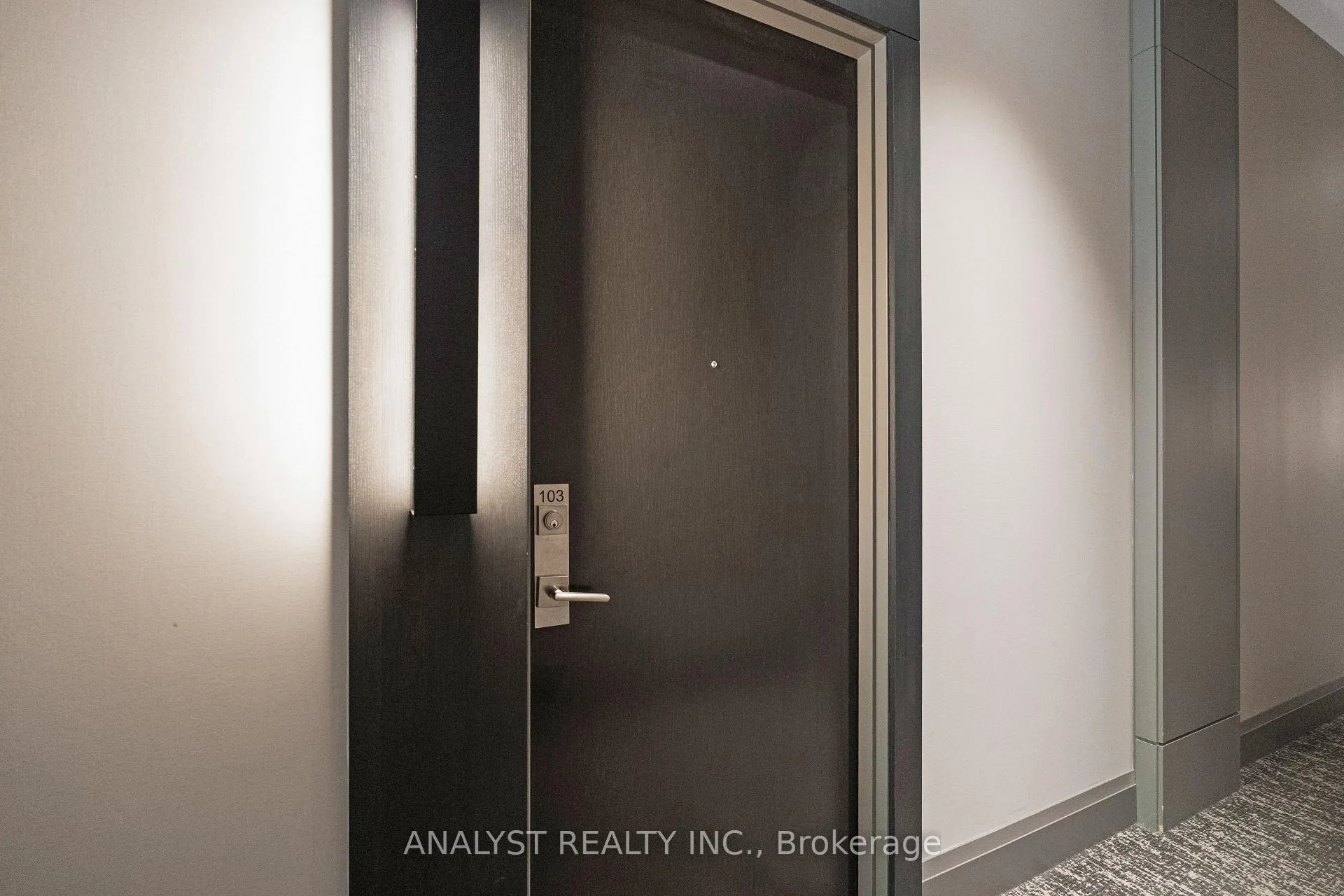 Photo 4 of Unit 103, 20 Brin Drive, Etobicoke, Edenbridge-Humber Valley — HOMEH