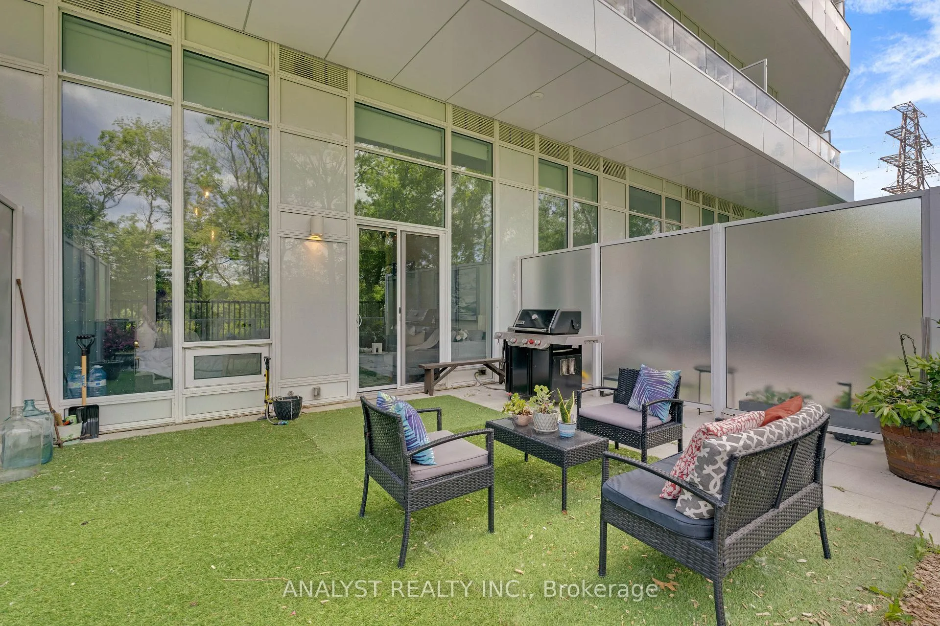 Photo 15 of Unit 103, 20 Brin Drive, Etobicoke, Edenbridge-Humber Valley — HOMEH