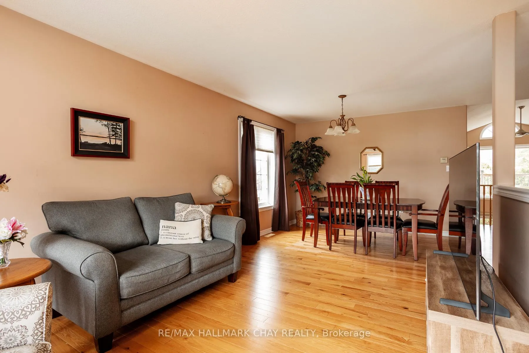 Photo 4 of 66 Osprey Ridge Road, Barrie, East Bayfield — HOMEH