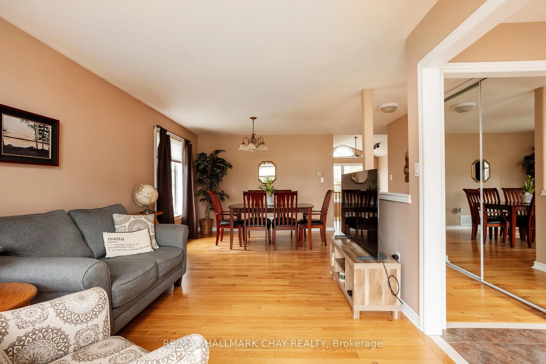 Photo 5 of 66 Osprey Ridge Road, Barrie, East Bayfield — HOMEH