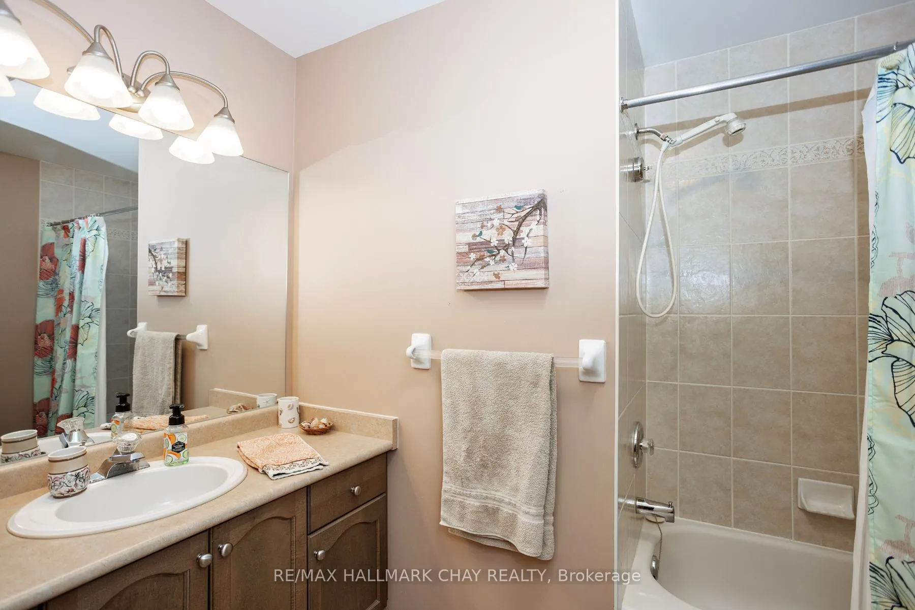 Photo 19 of 66 Osprey Ridge Road, Barrie, East Bayfield — HOMEH