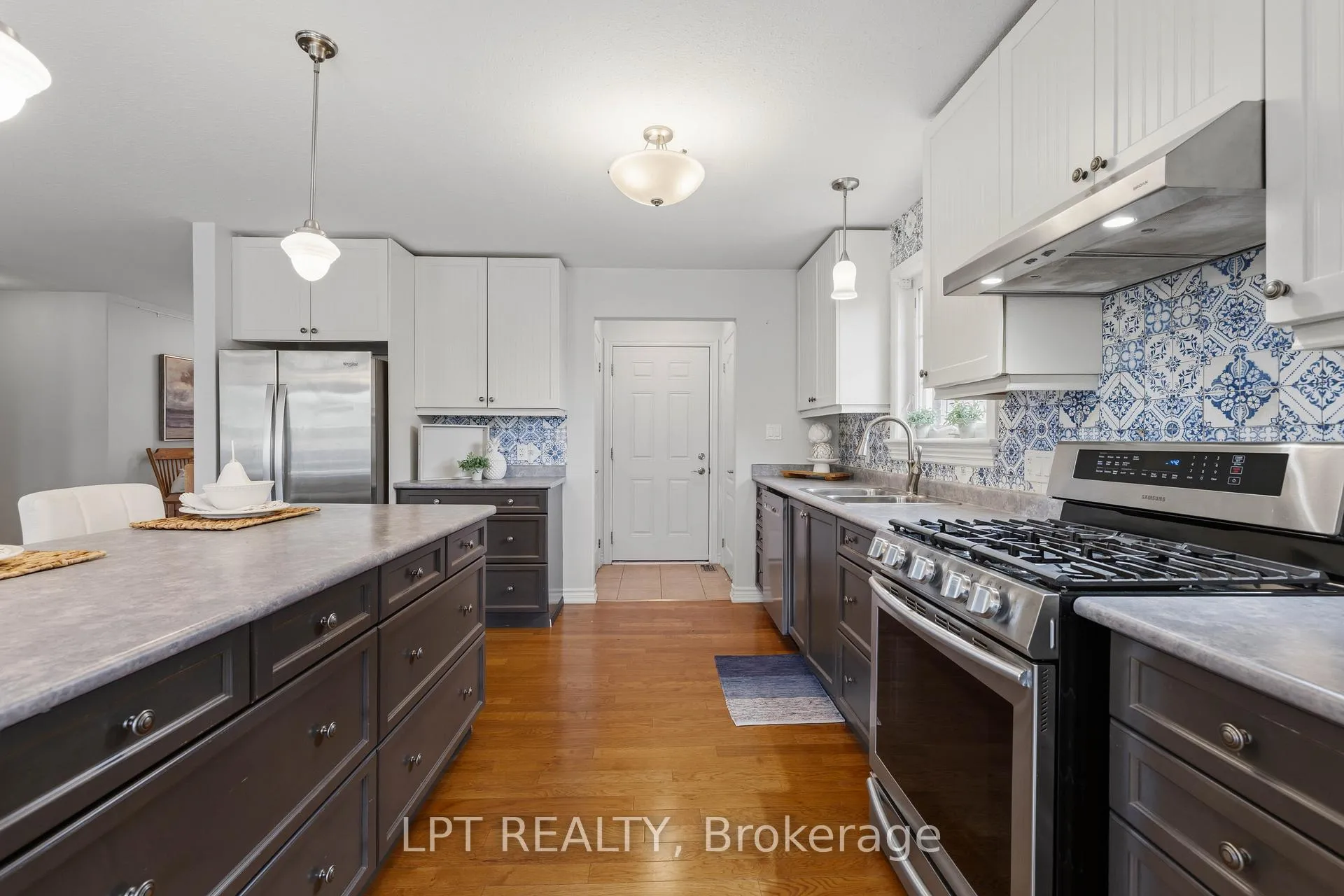 Photo 11 of 40 Gee Crescent, Kawartha Lakes, Lindsay — HOMEH